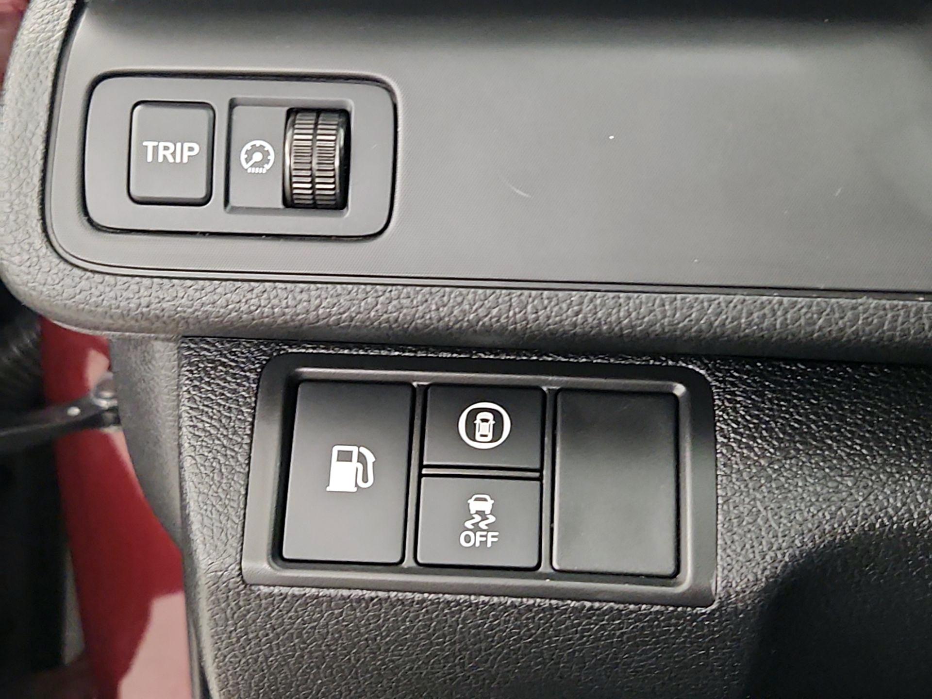 Thumbnail: 2019 Honda Insight - 13