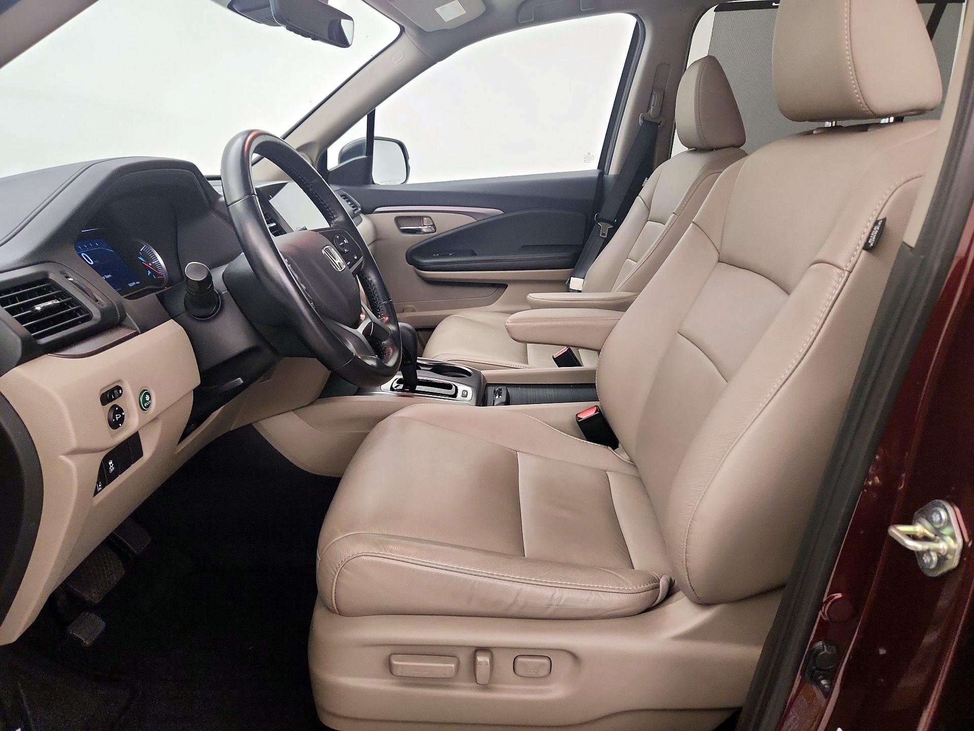 Thumbnail: 2020 Honda Pilot - 11