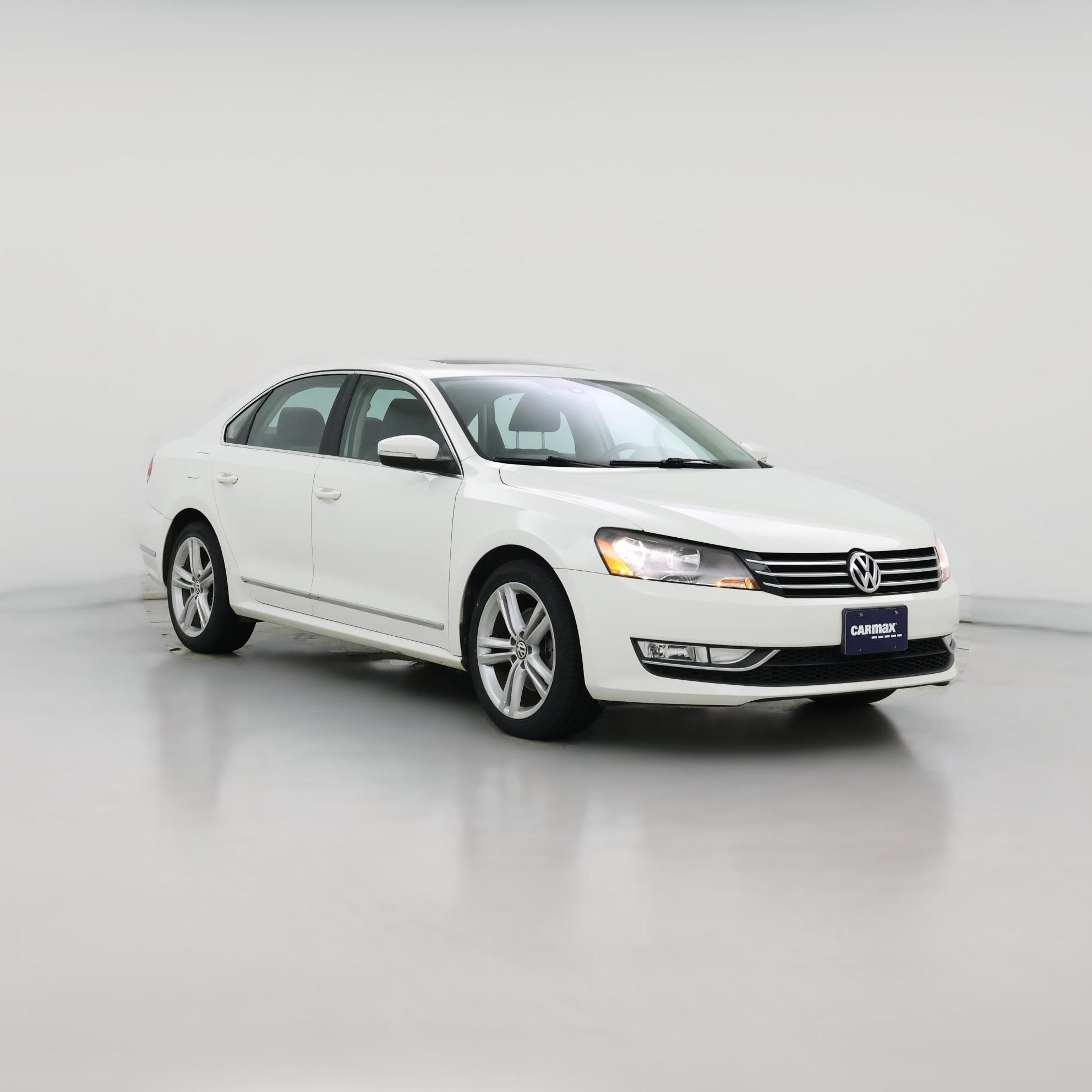 Thumbnail: 2015 Volkswagen Passat - 1