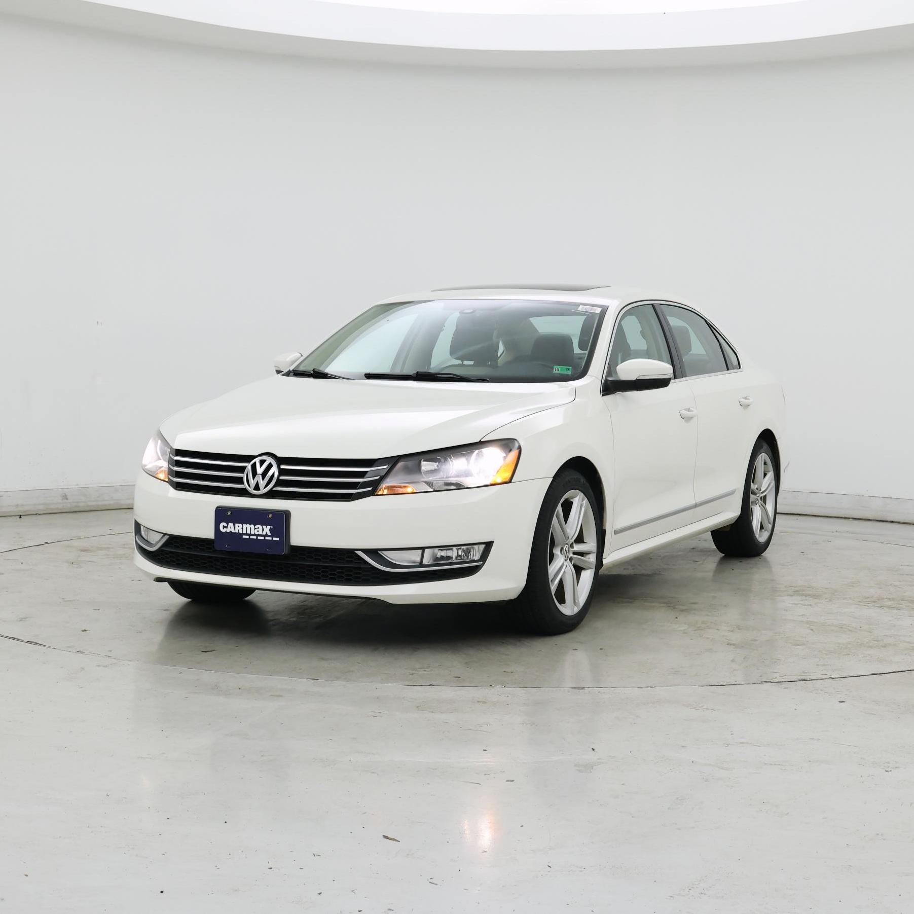 Thumbnail: 2015 Volkswagen Passat - 4