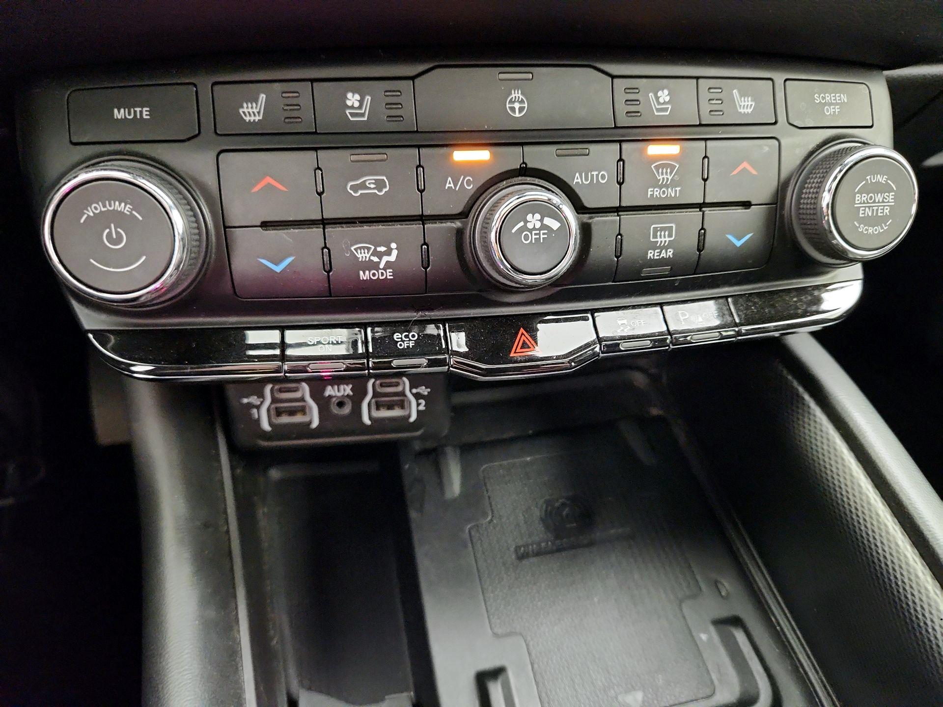 Thumbnail: 2021 Dodge Durango - 17