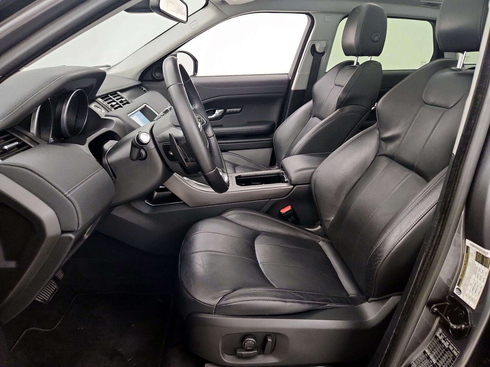 Thumbnail: 2018 Land Rover Range Rover Evoque - 11