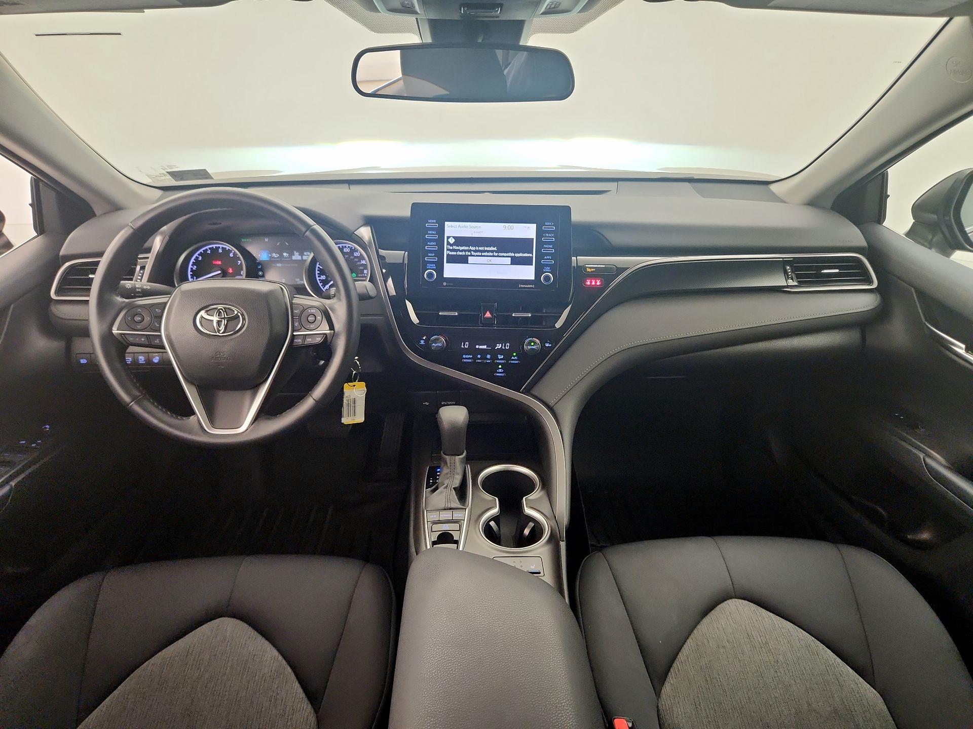 Thumbnail: 2022 Toyota Camry - 9