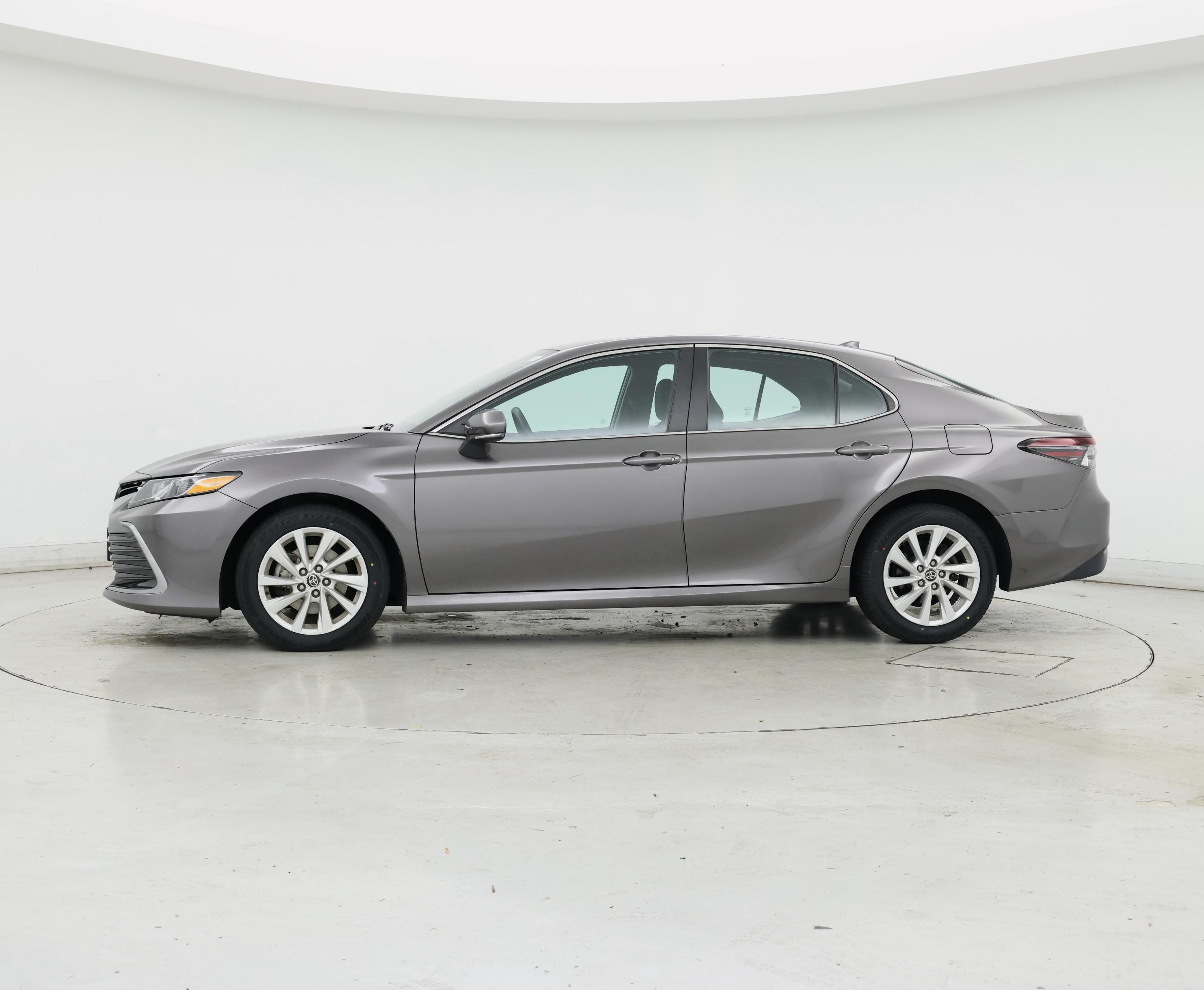 Thumbnail: 2022 Toyota Camry - 3