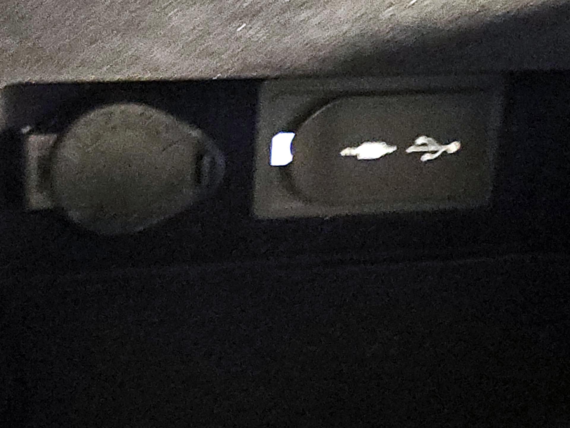 Thumbnail: 2015 Lexus ES - 19