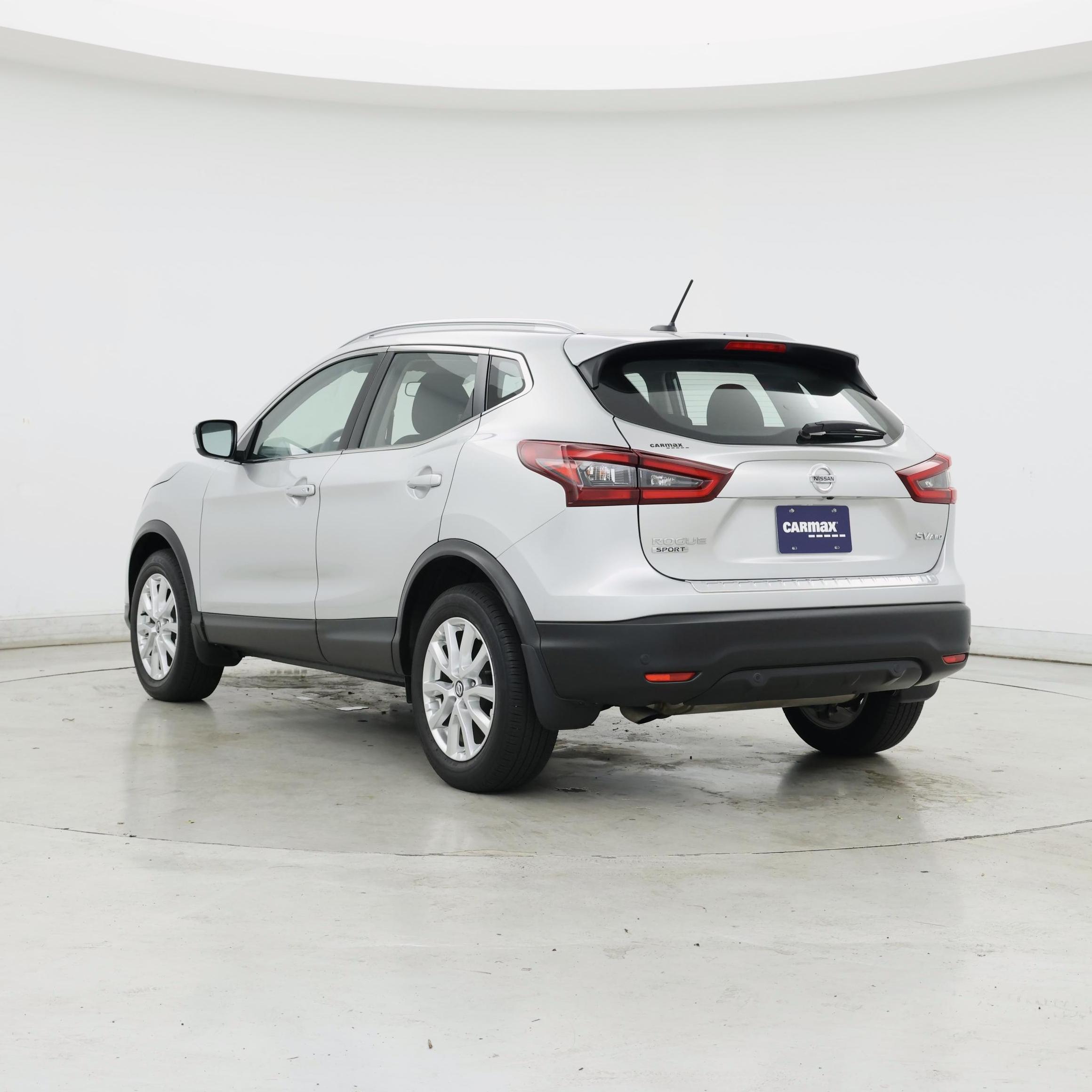 Thumbnail: 2021 Nissan Rogue Sport - 2
