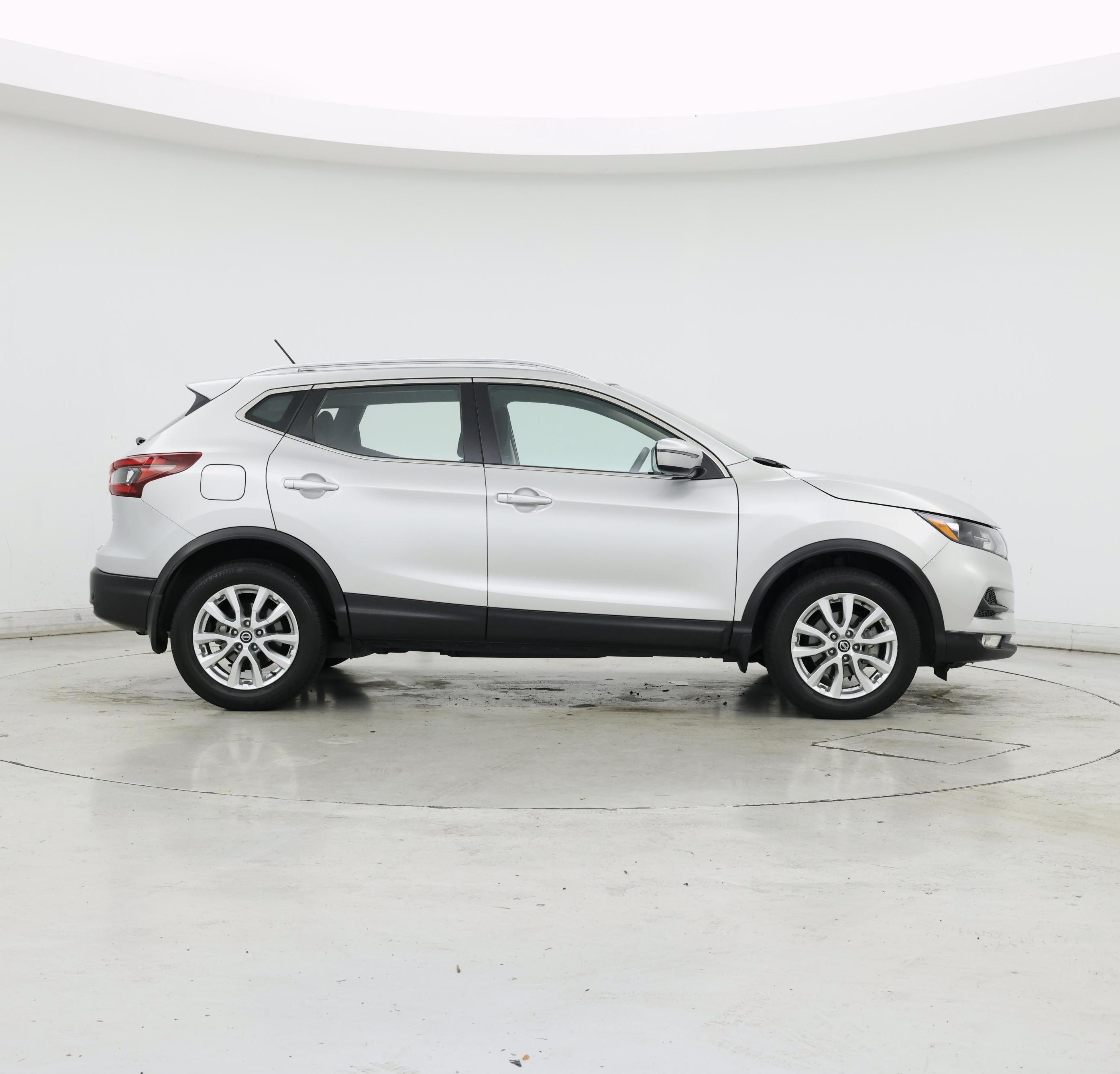 Thumbnail: 2021 Nissan Rogue Sport - 7