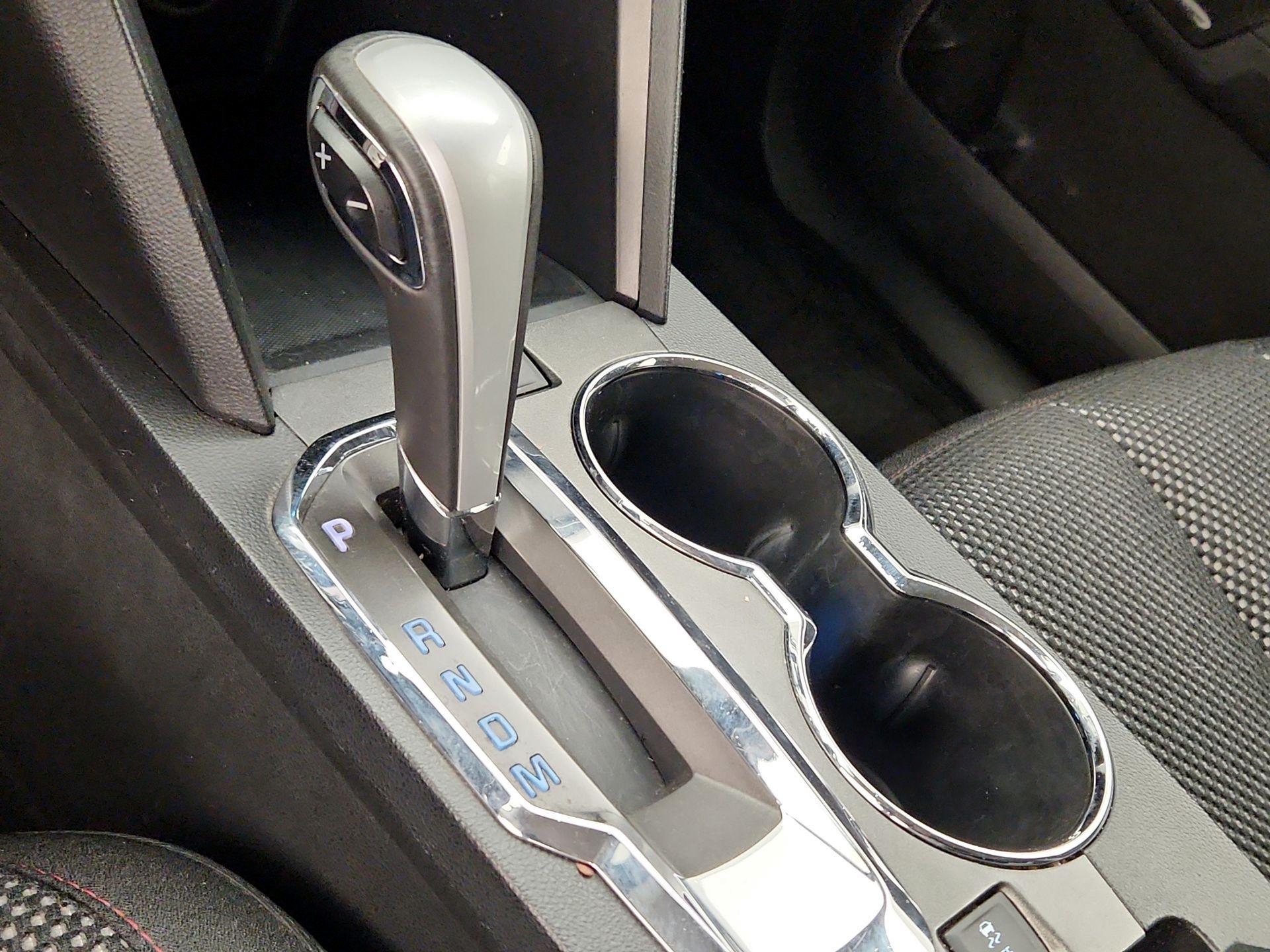 Thumbnail: 2015 Chevrolet Equinox - 17
