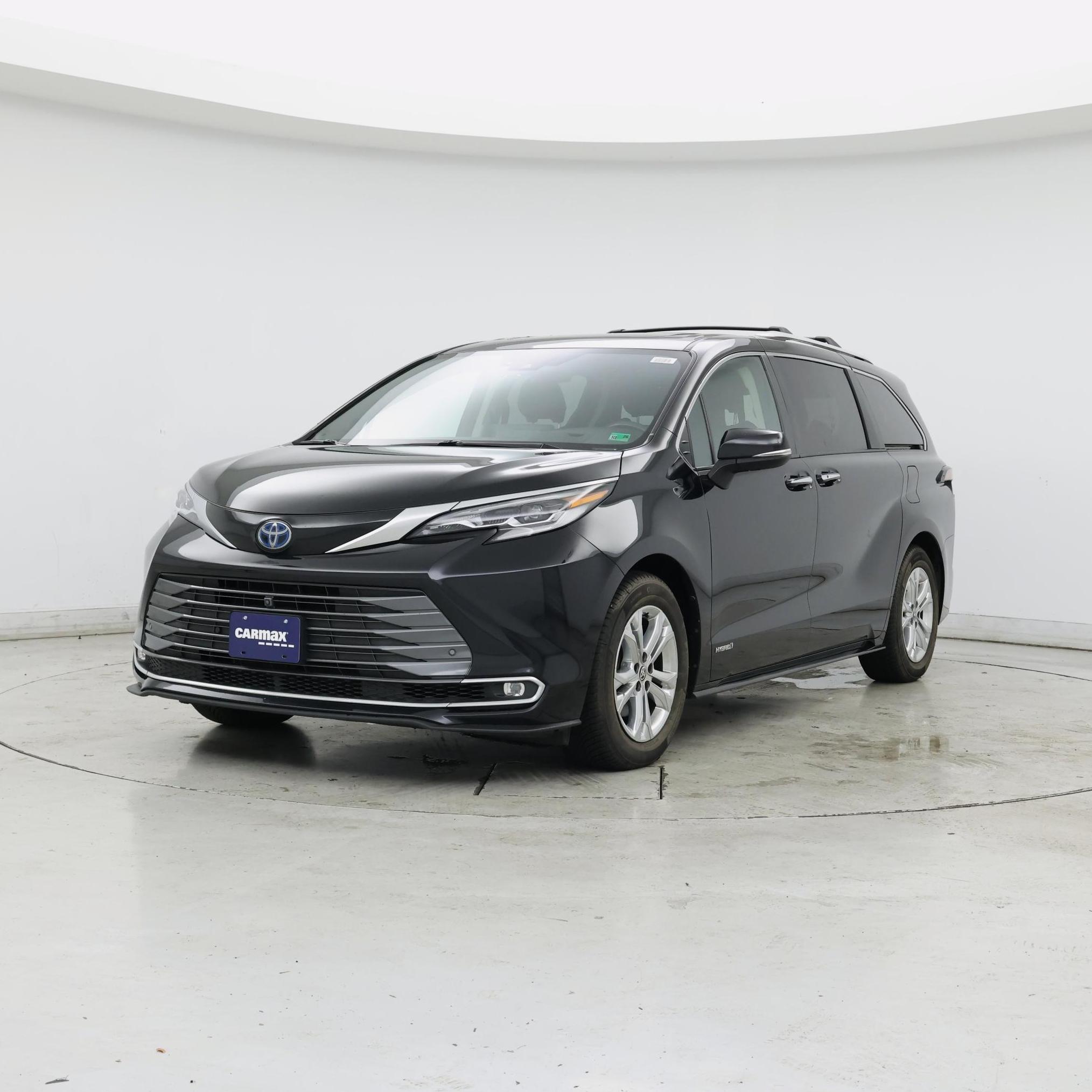 Thumbnail: 2021 Toyota Sienna - 4