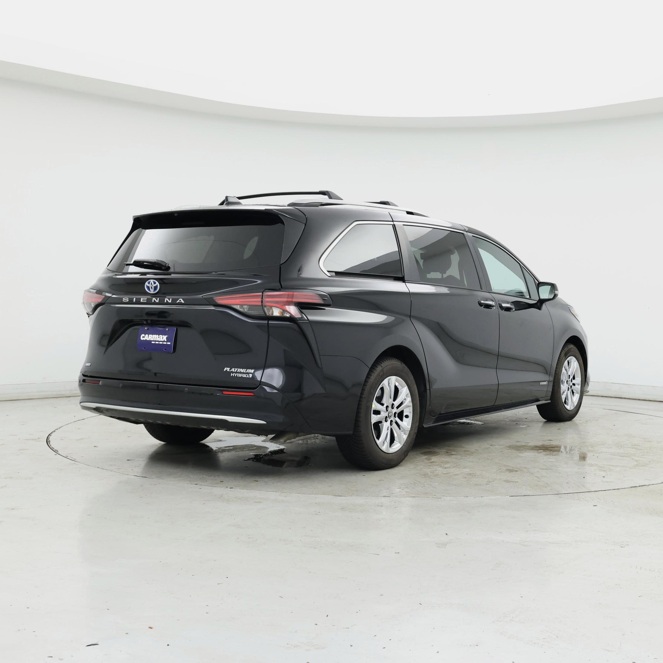 Thumbnail: 2021 Toyota Sienna - 8