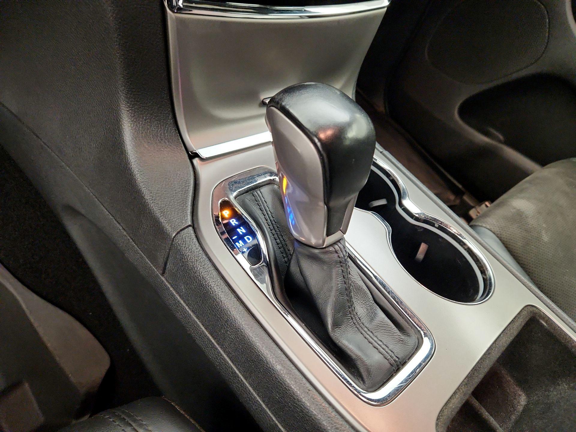 Thumbnail: 2020 Jeep Grand Cherokee - 18