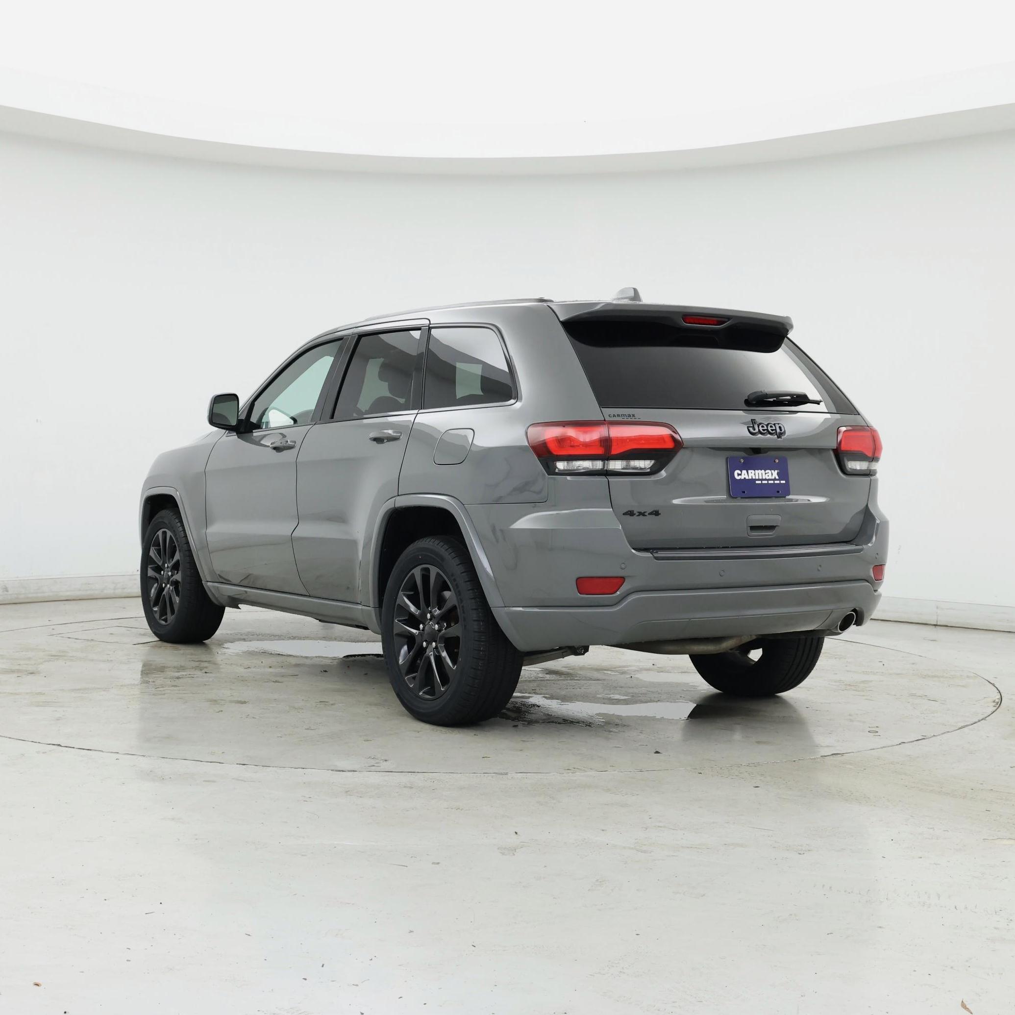 Thumbnail: 2020 Jeep Grand Cherokee - 2