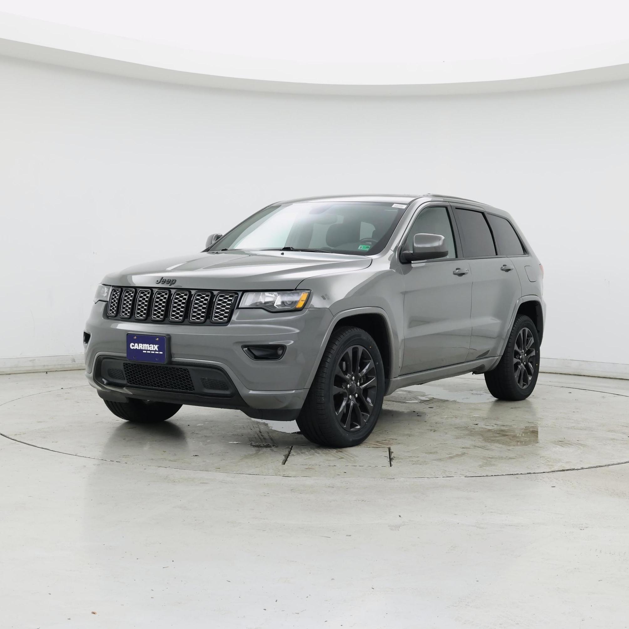 Thumbnail: 2020 Jeep Grand Cherokee - 4