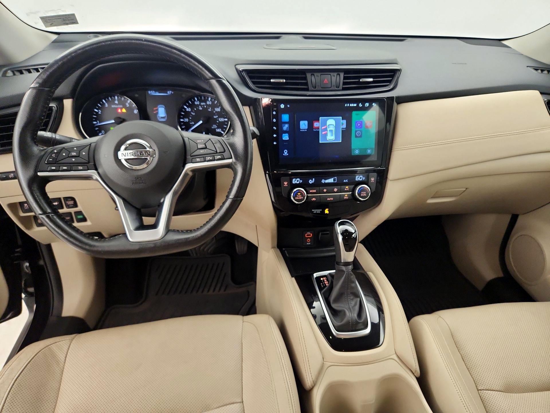 Thumbnail: 2017 Nissan Rogue - 9