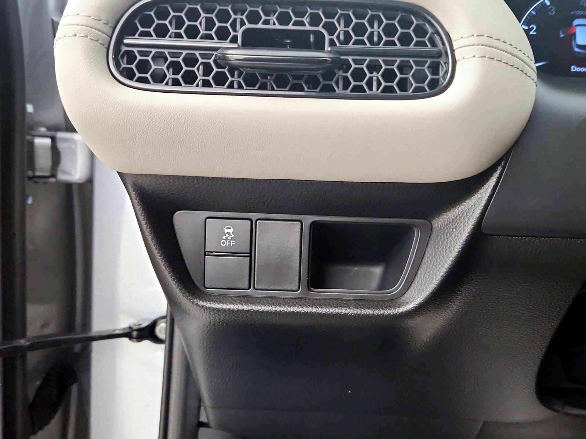 Thumbnail: 2025 Honda HR-V - 13