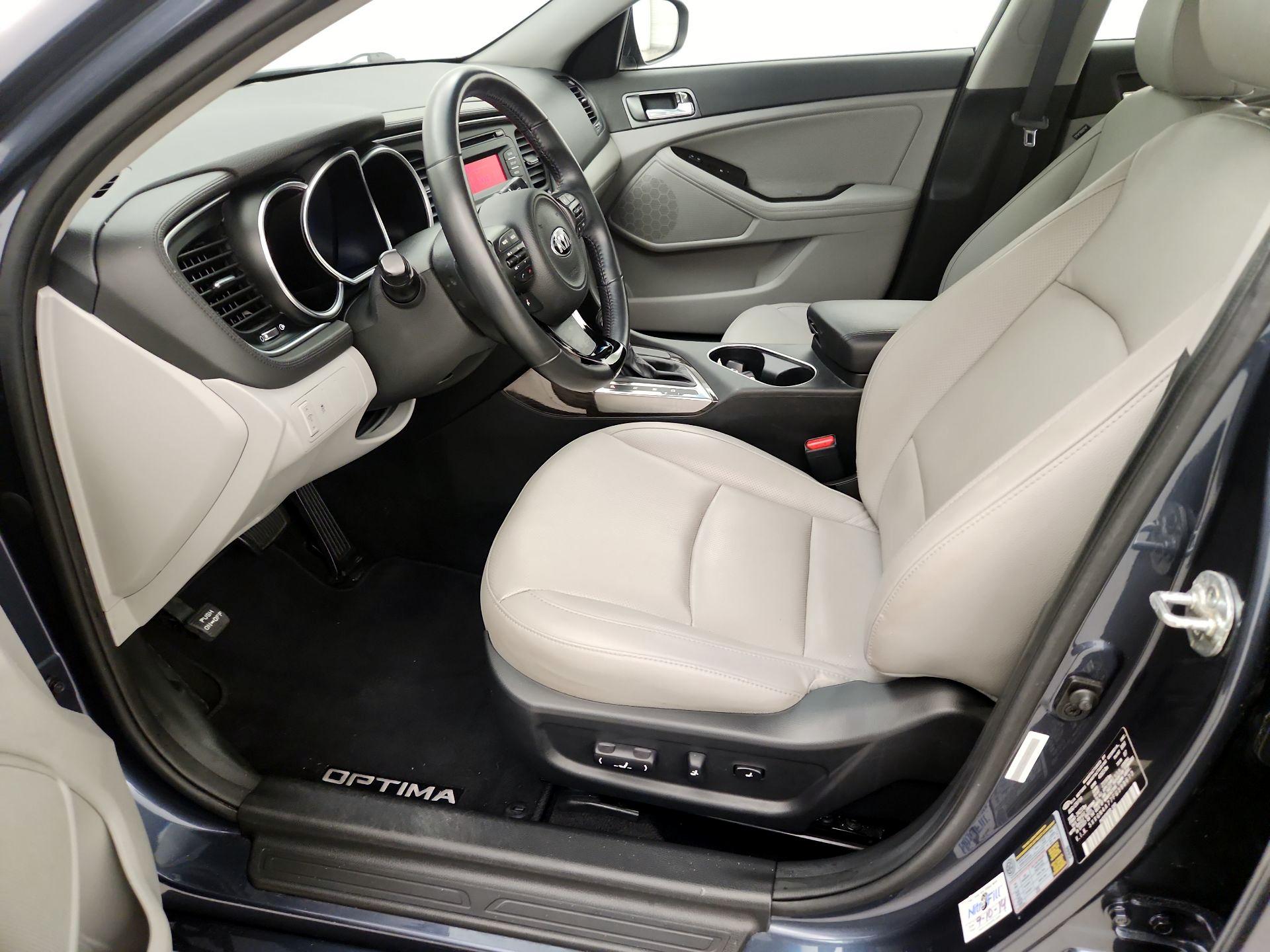 Thumbnail: 2015 Kia Optima - 11