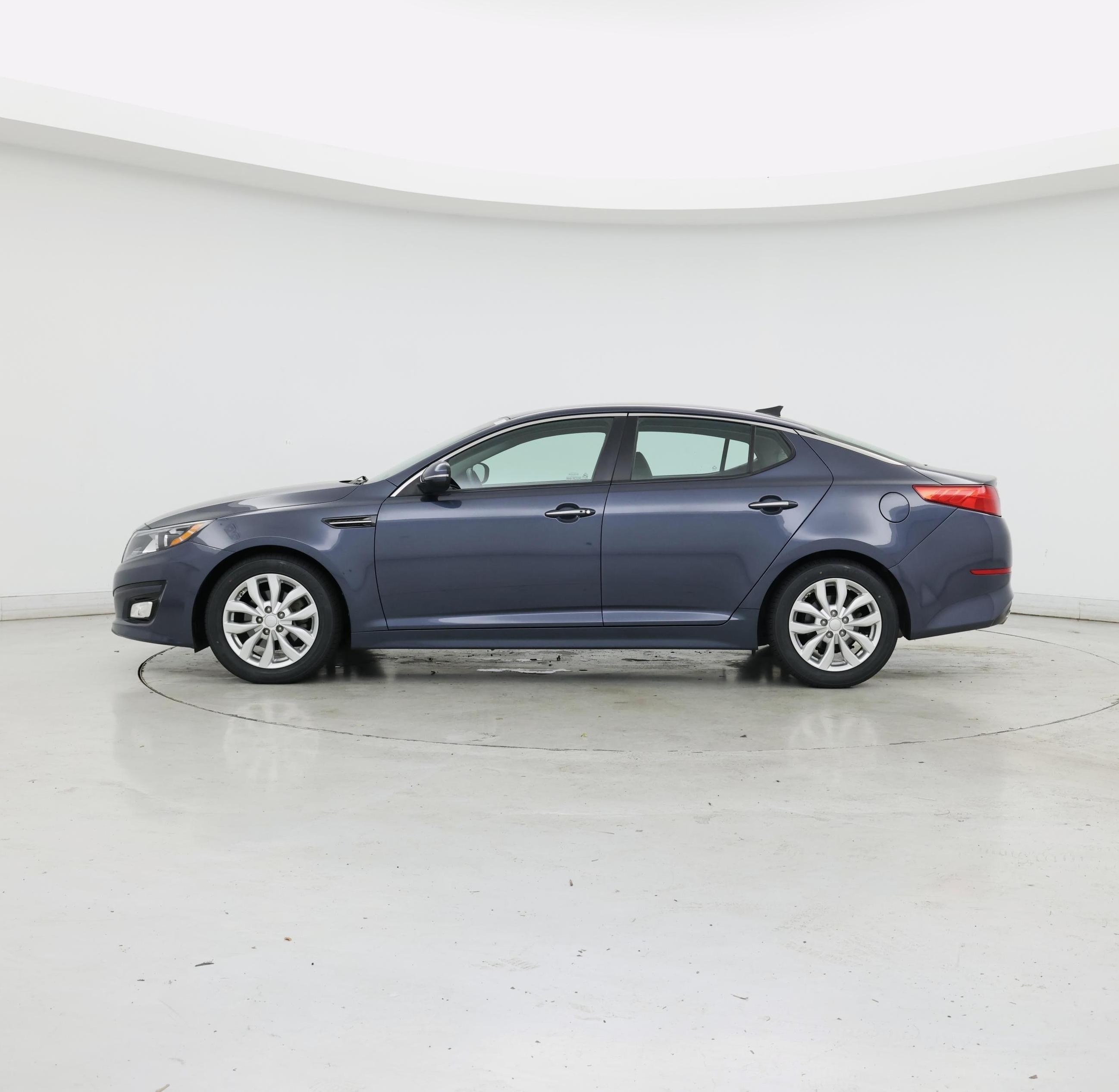 Thumbnail: 2015 Kia Optima - 3
