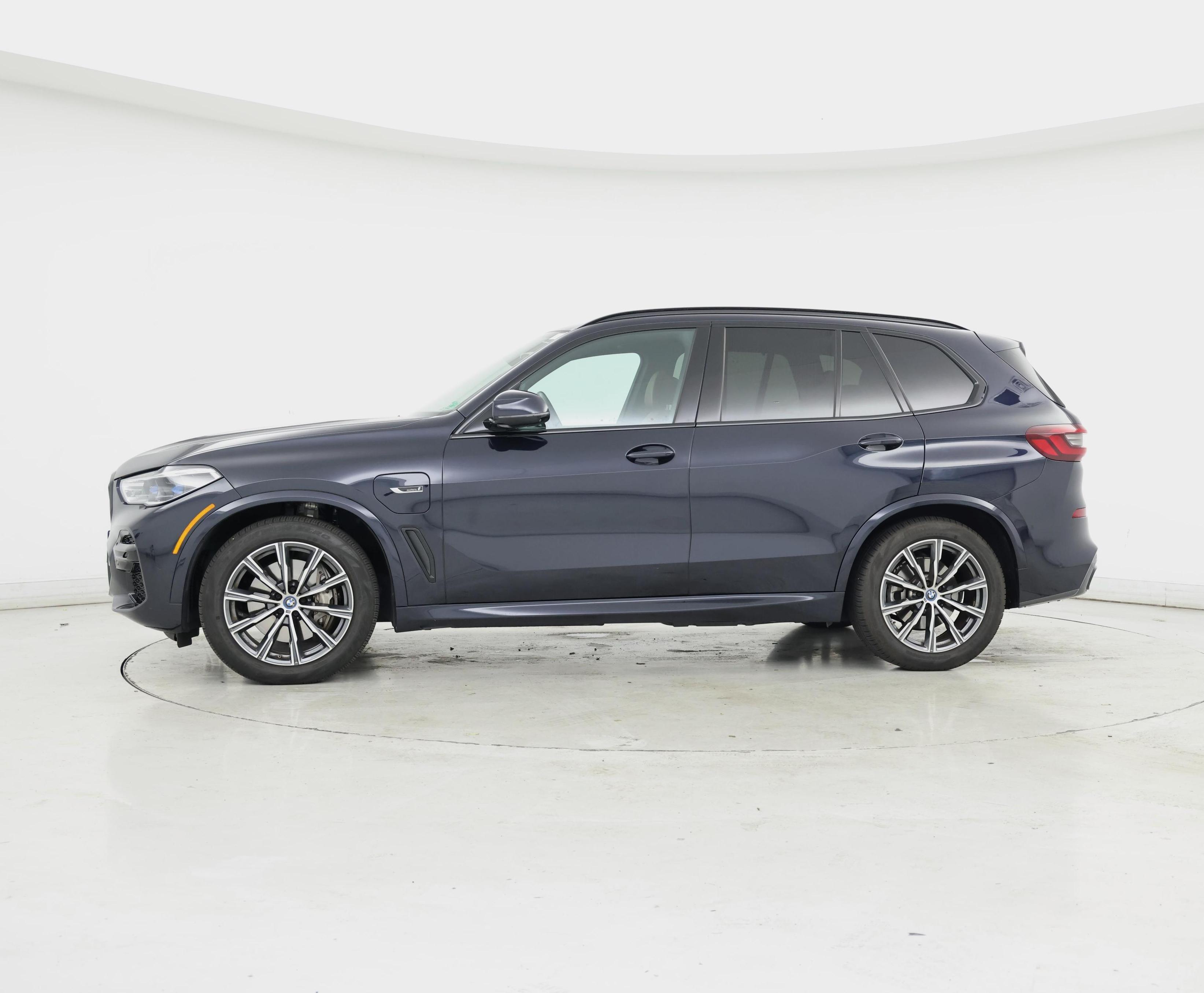 Thumbnail: 2022 BMW X5 - 3