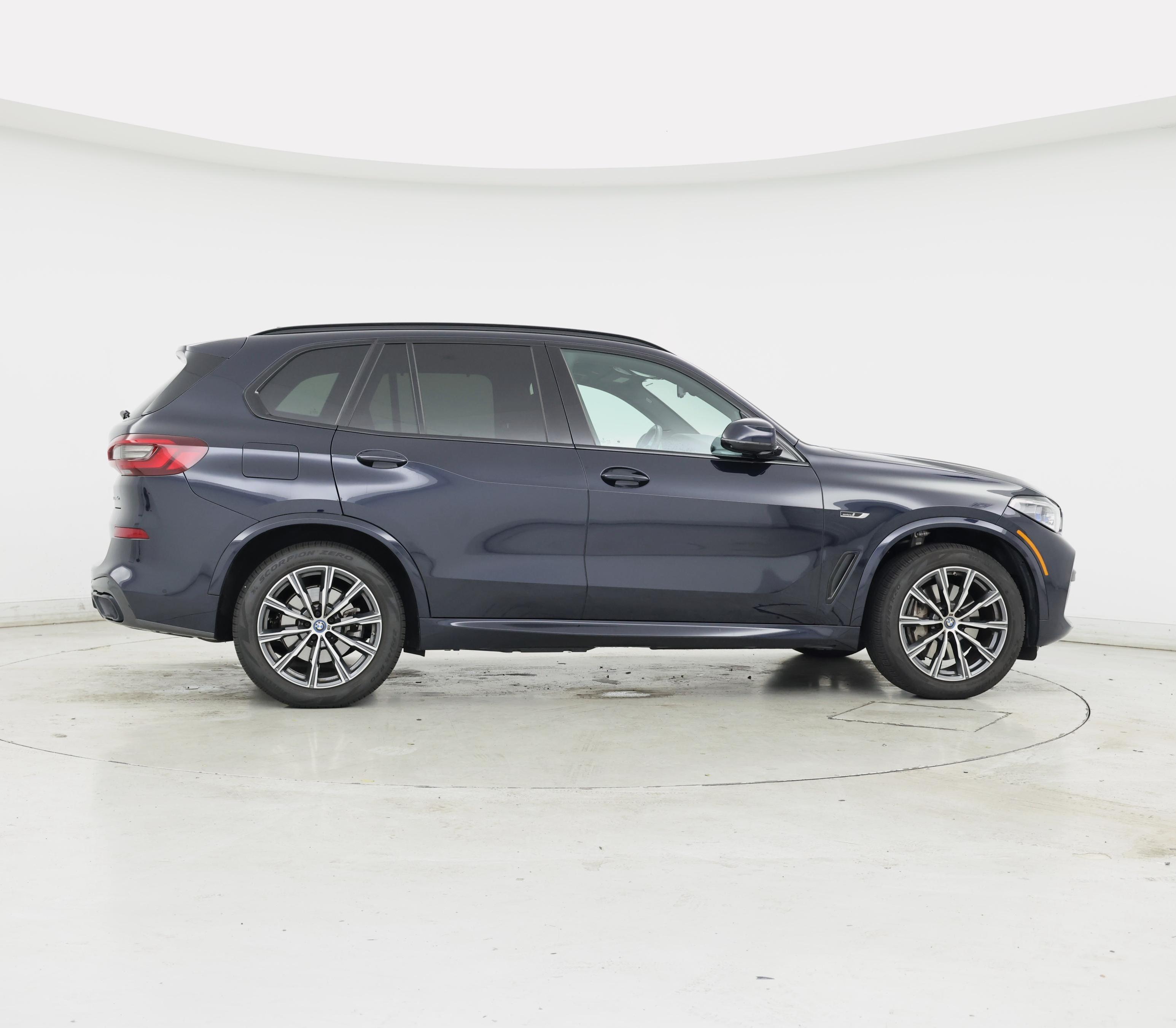 Thumbnail: 2022 BMW X5 - 7