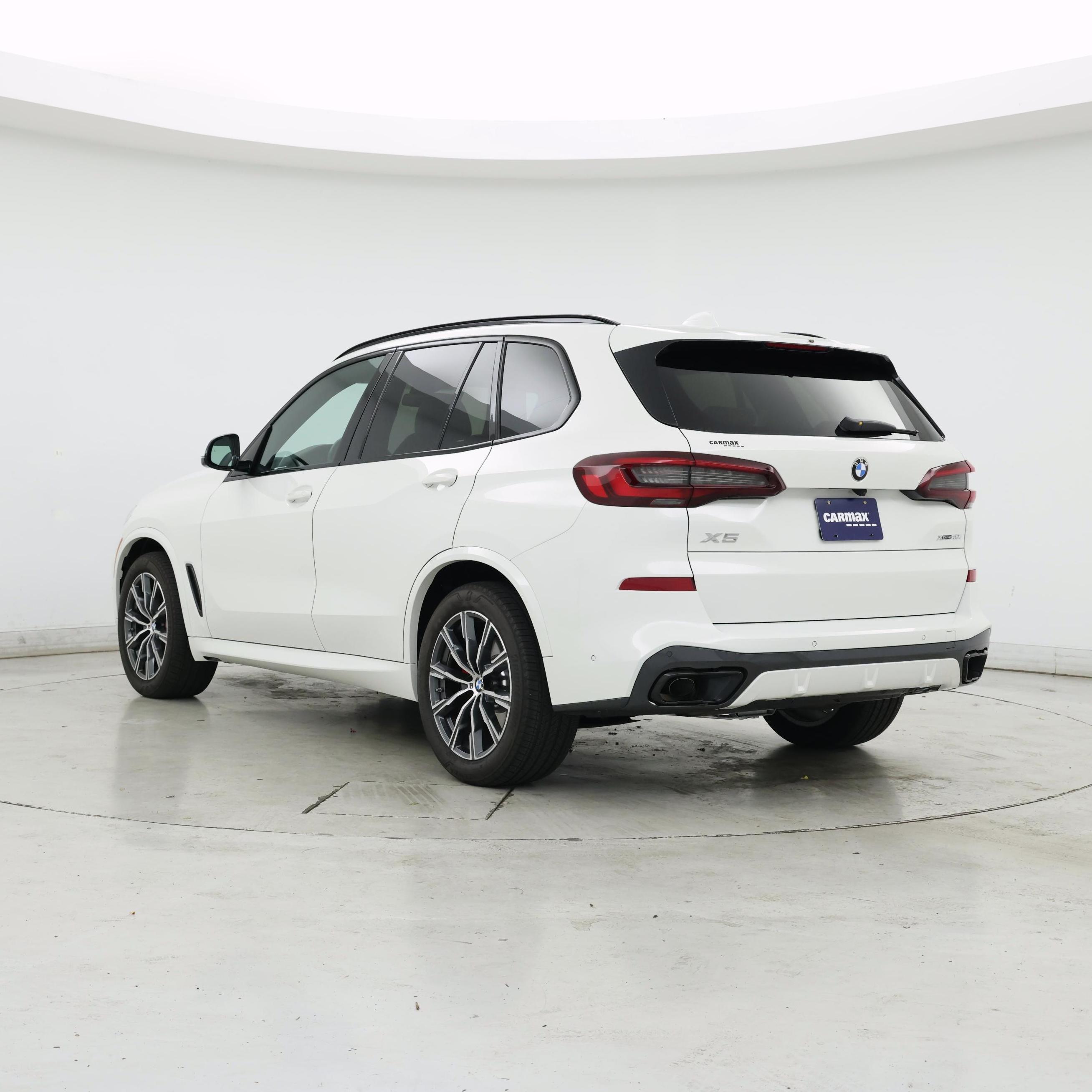 Thumbnail: 2022 BMW X5 - 2