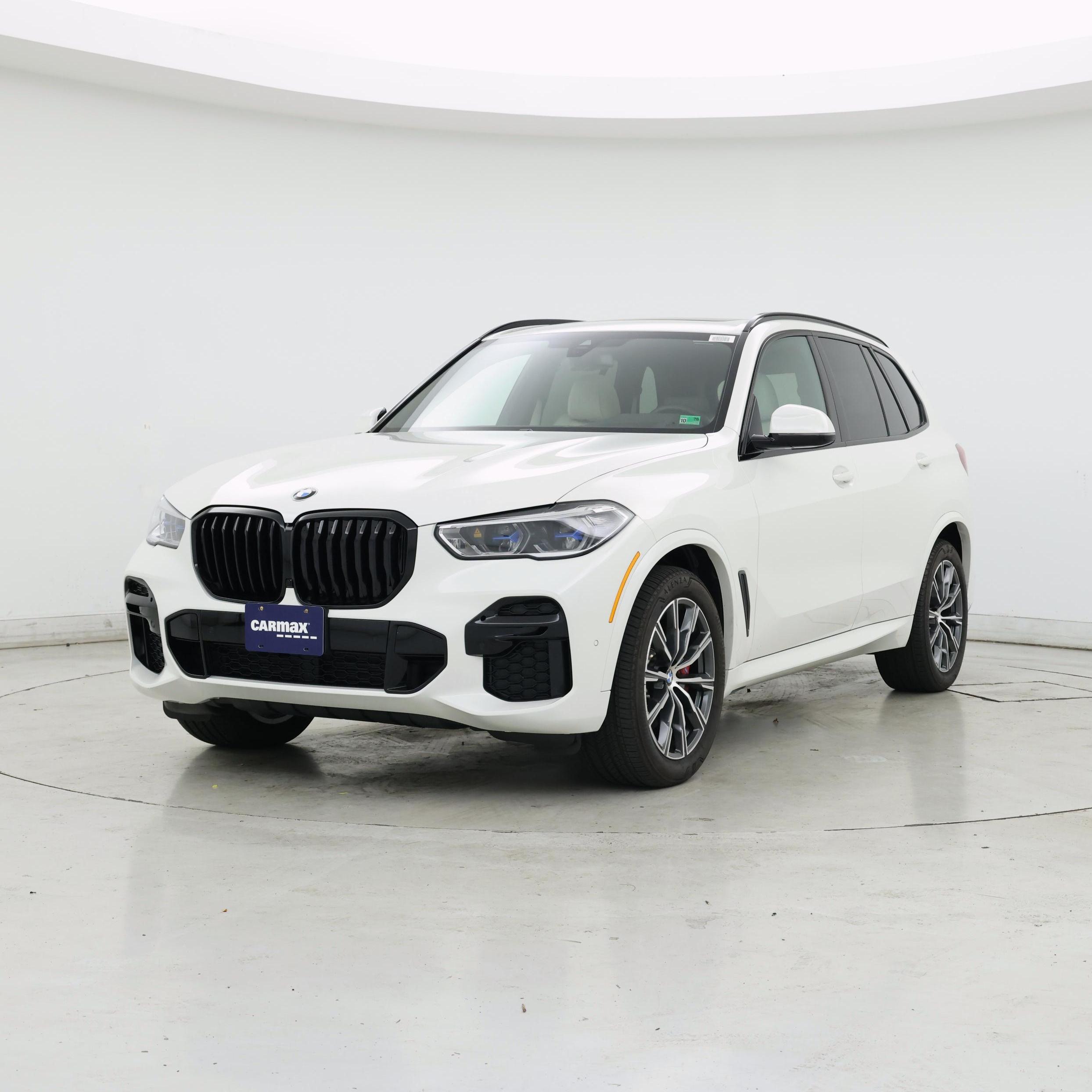 Thumbnail: 2022 BMW X5 - 4
