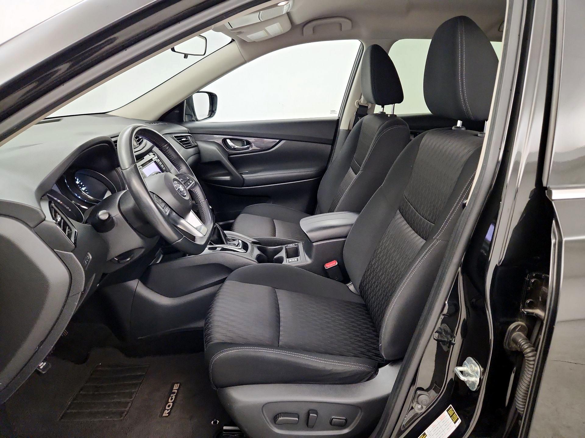 Thumbnail: 2018 Nissan Rogue - 11