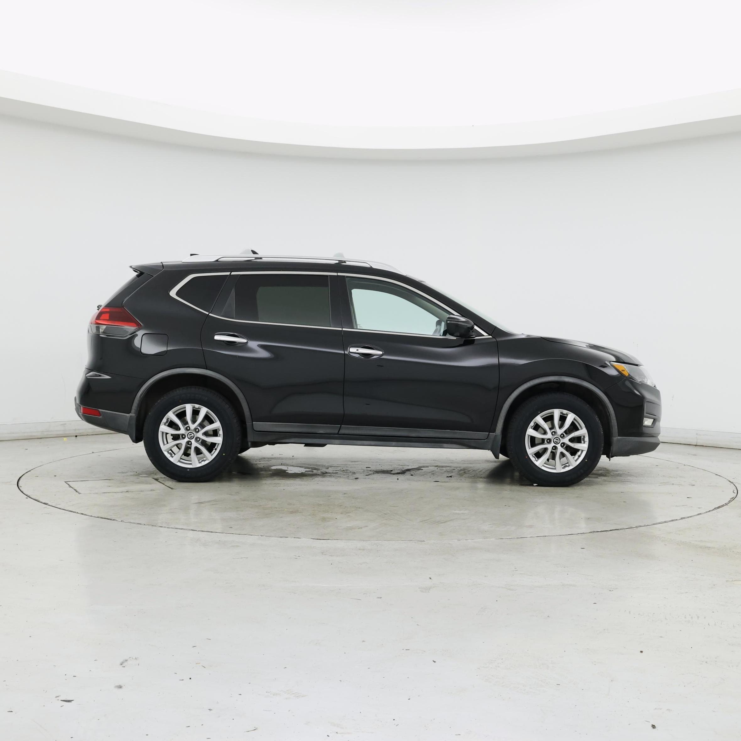 Thumbnail: 2018 Nissan Rogue - 7