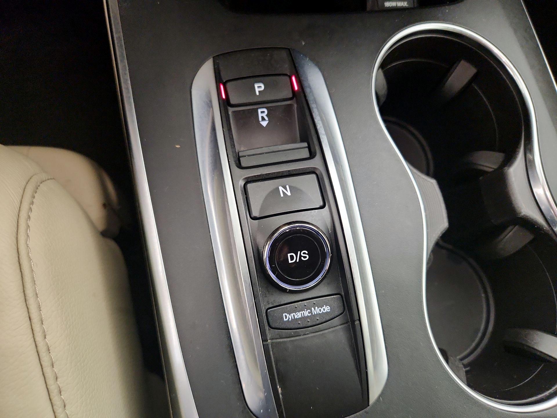 Thumbnail: 2017 Acura MDX - 18