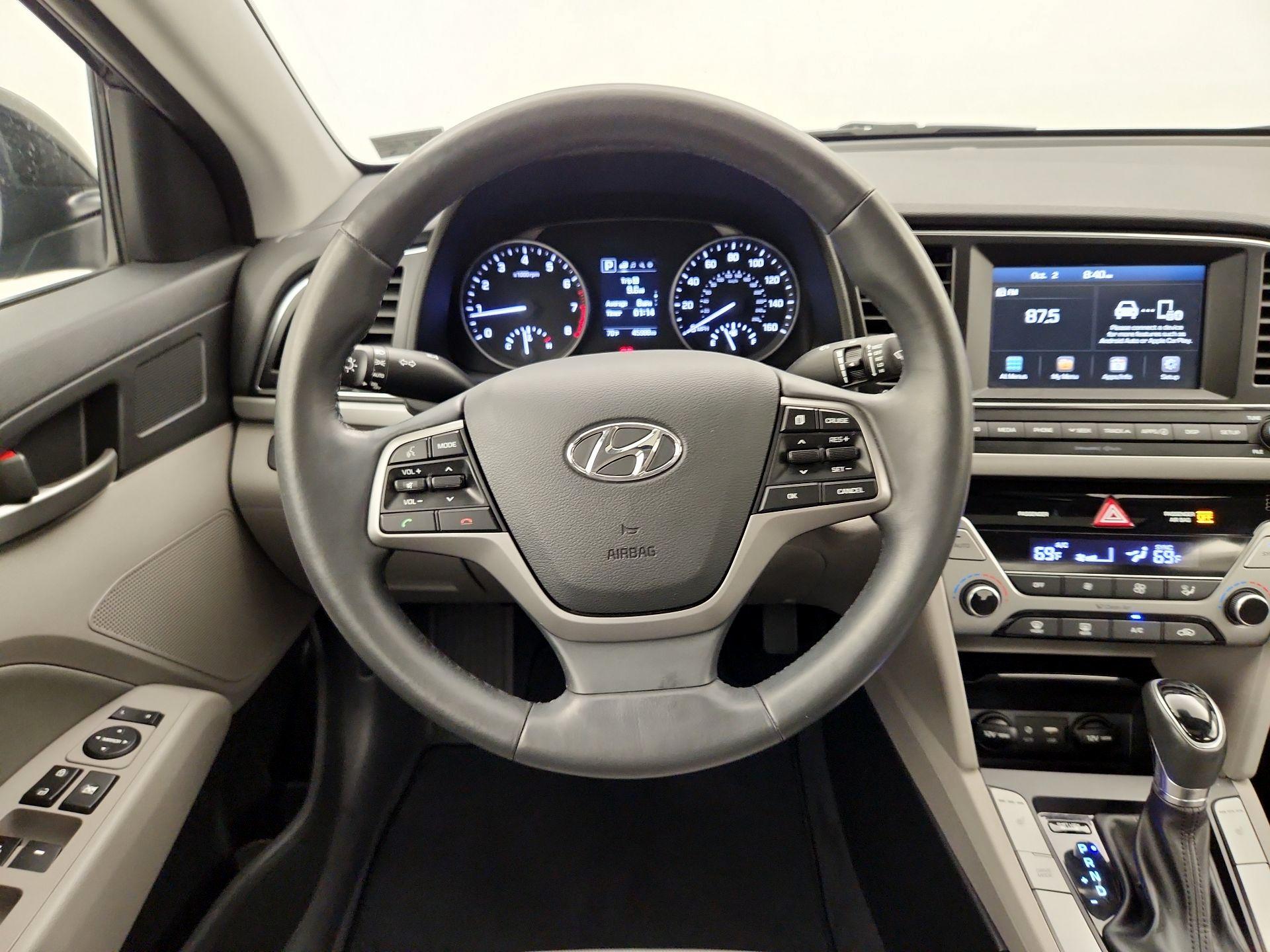 Thumbnail: 2018 Hyundai Elantra - 10