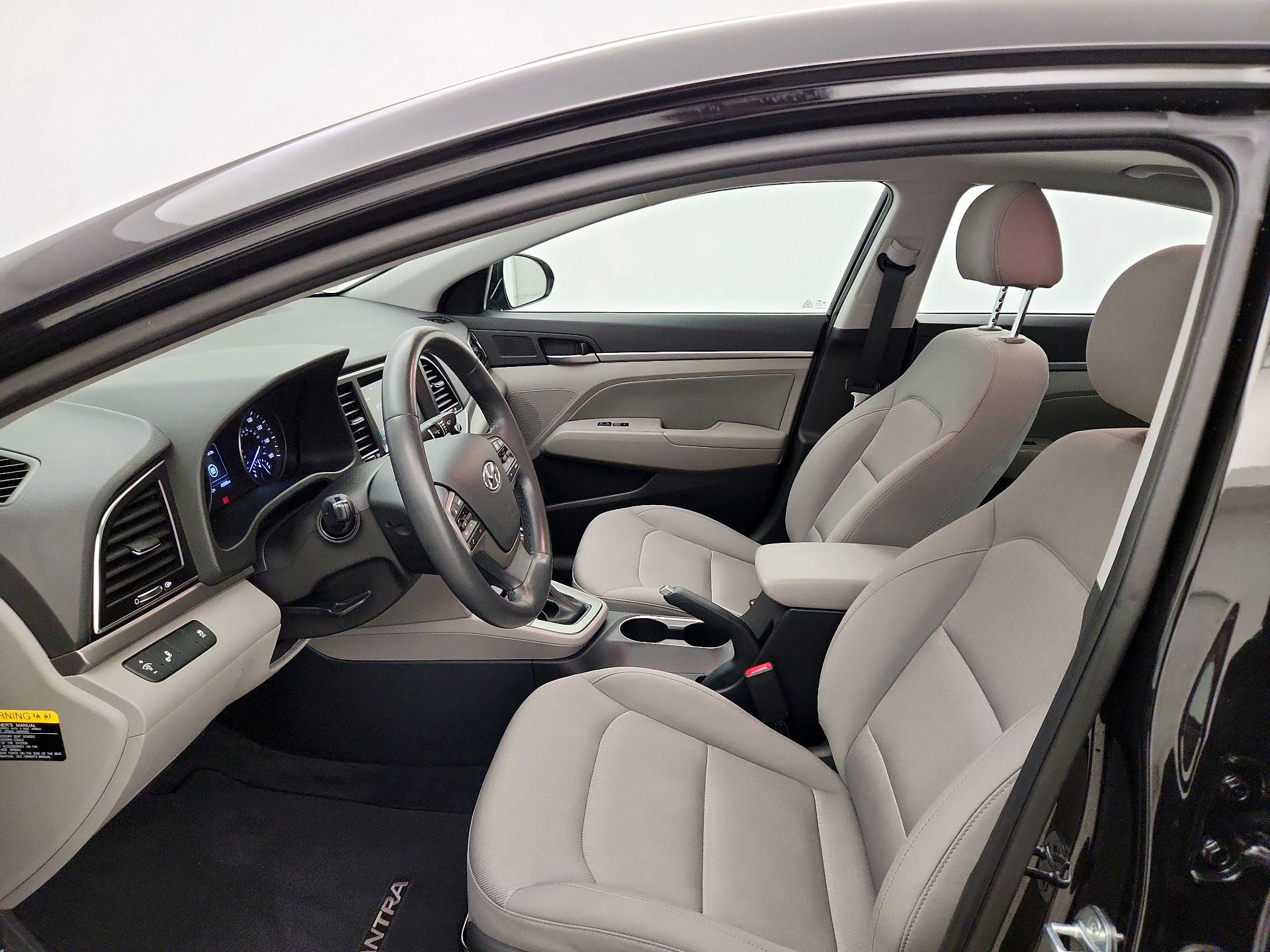 Thumbnail: 2018 Hyundai Elantra - 11