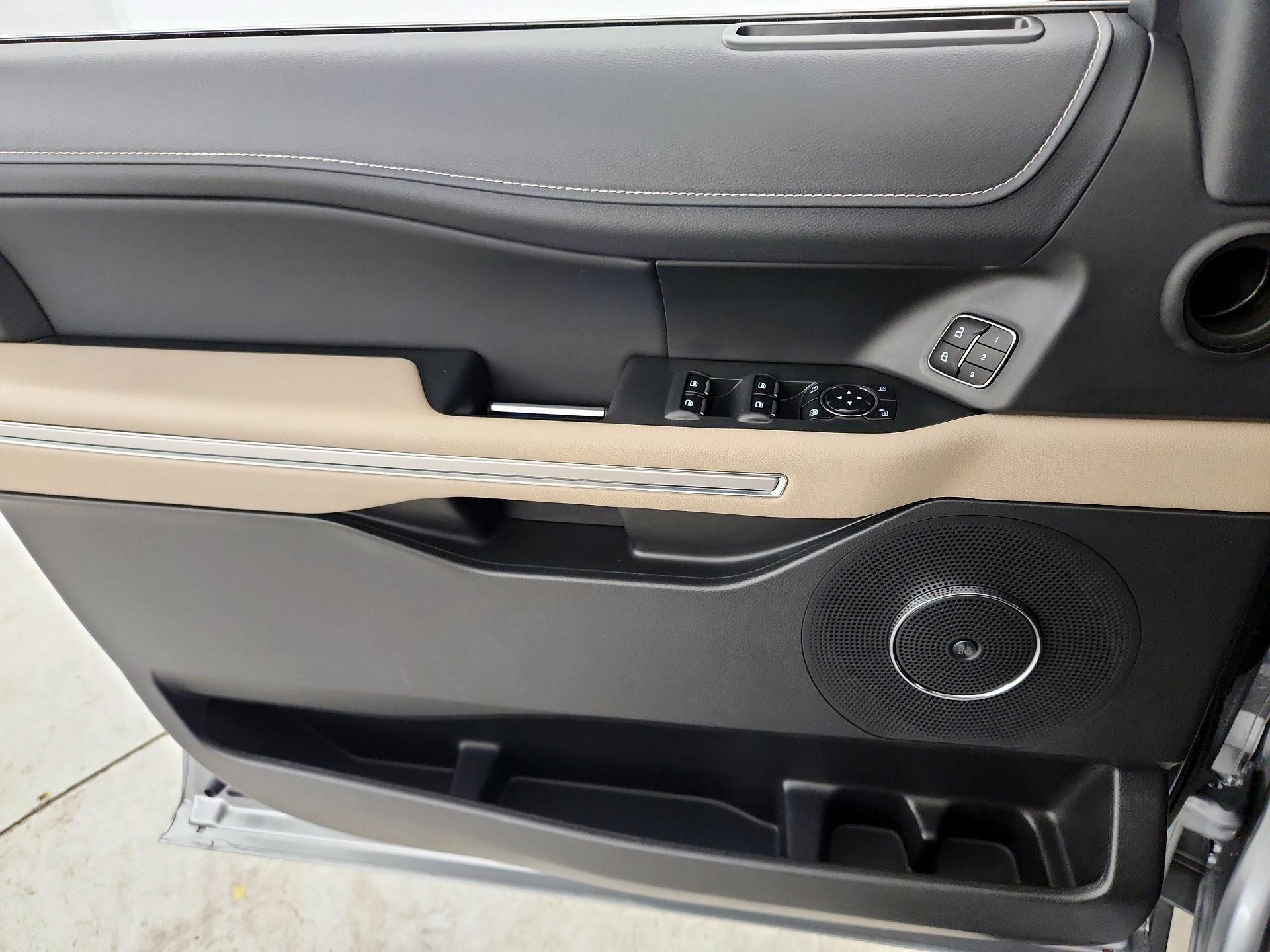 Thumbnail: 2024 Ford Expedition MAX - 12