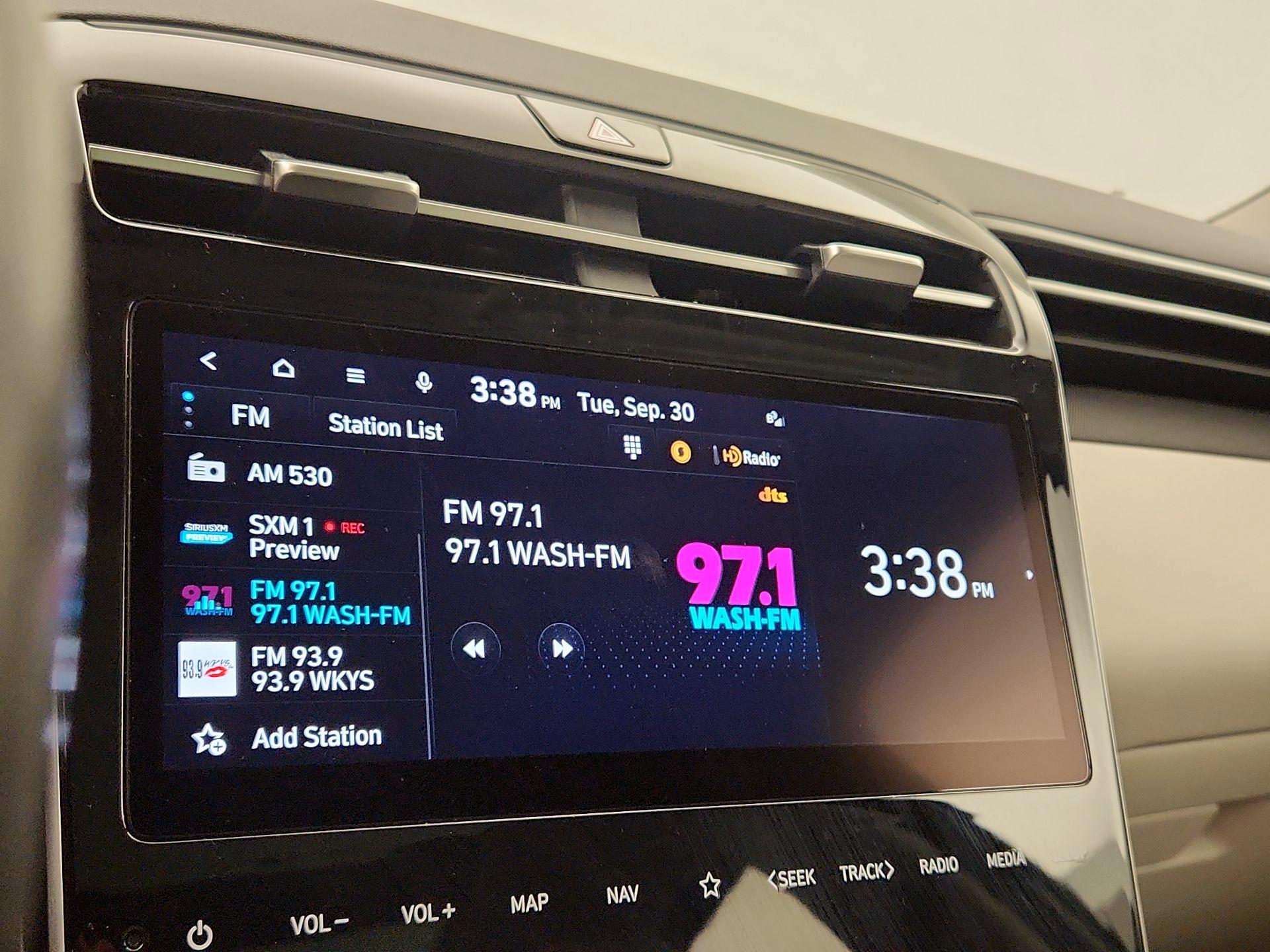 Thumbnail: 2023 Hyundai Tucson - 16