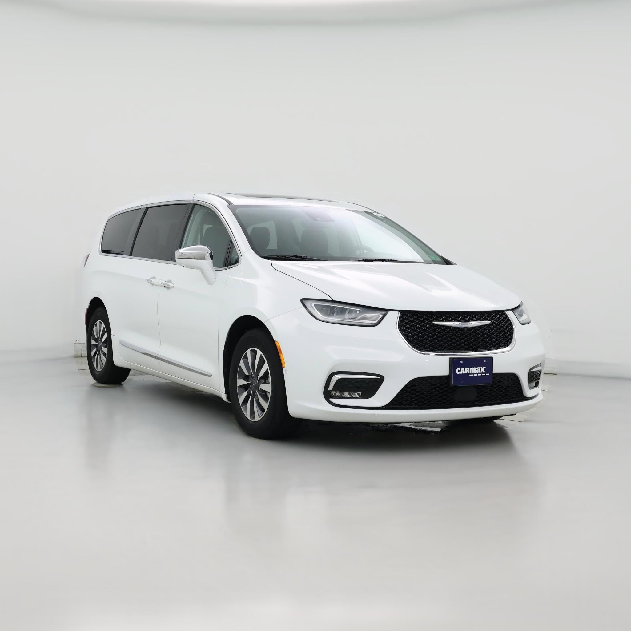 Thumbnail: 2022 Chrysler Pacifica - 1