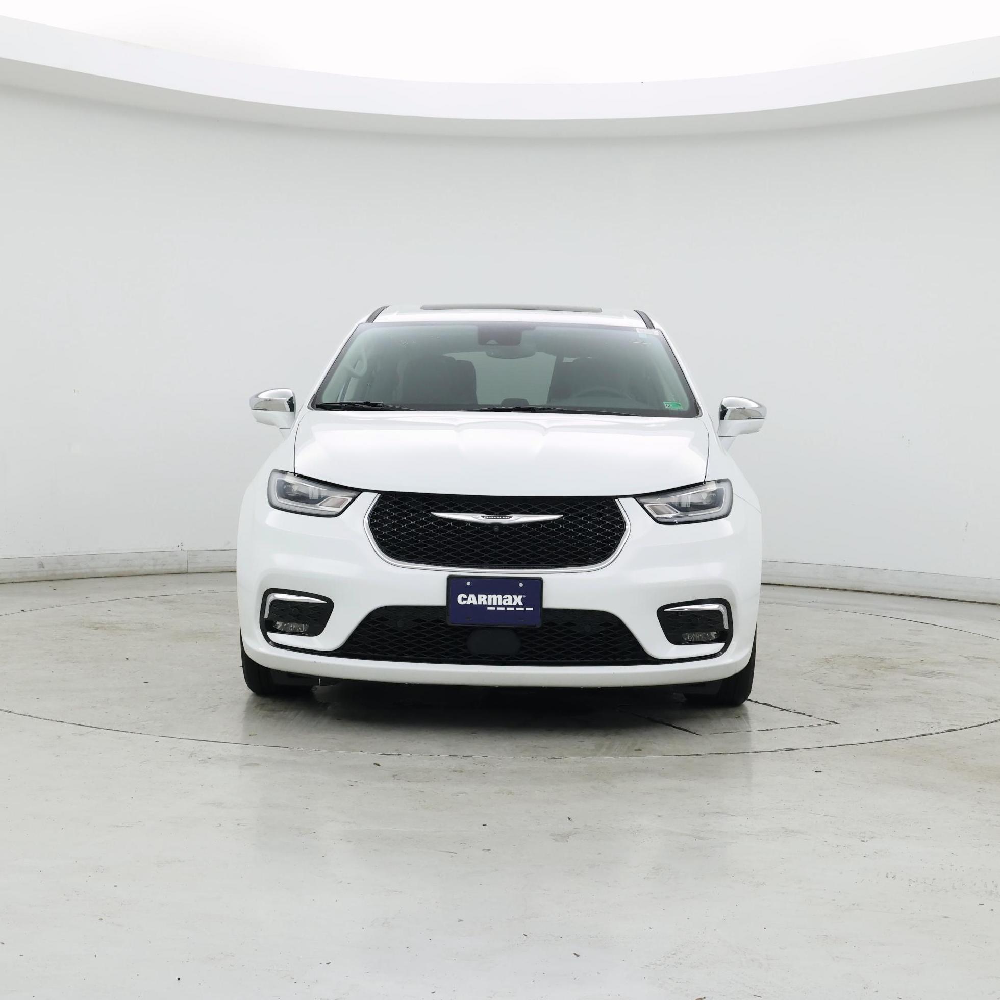 Thumbnail: 2022 Chrysler Pacifica - 5