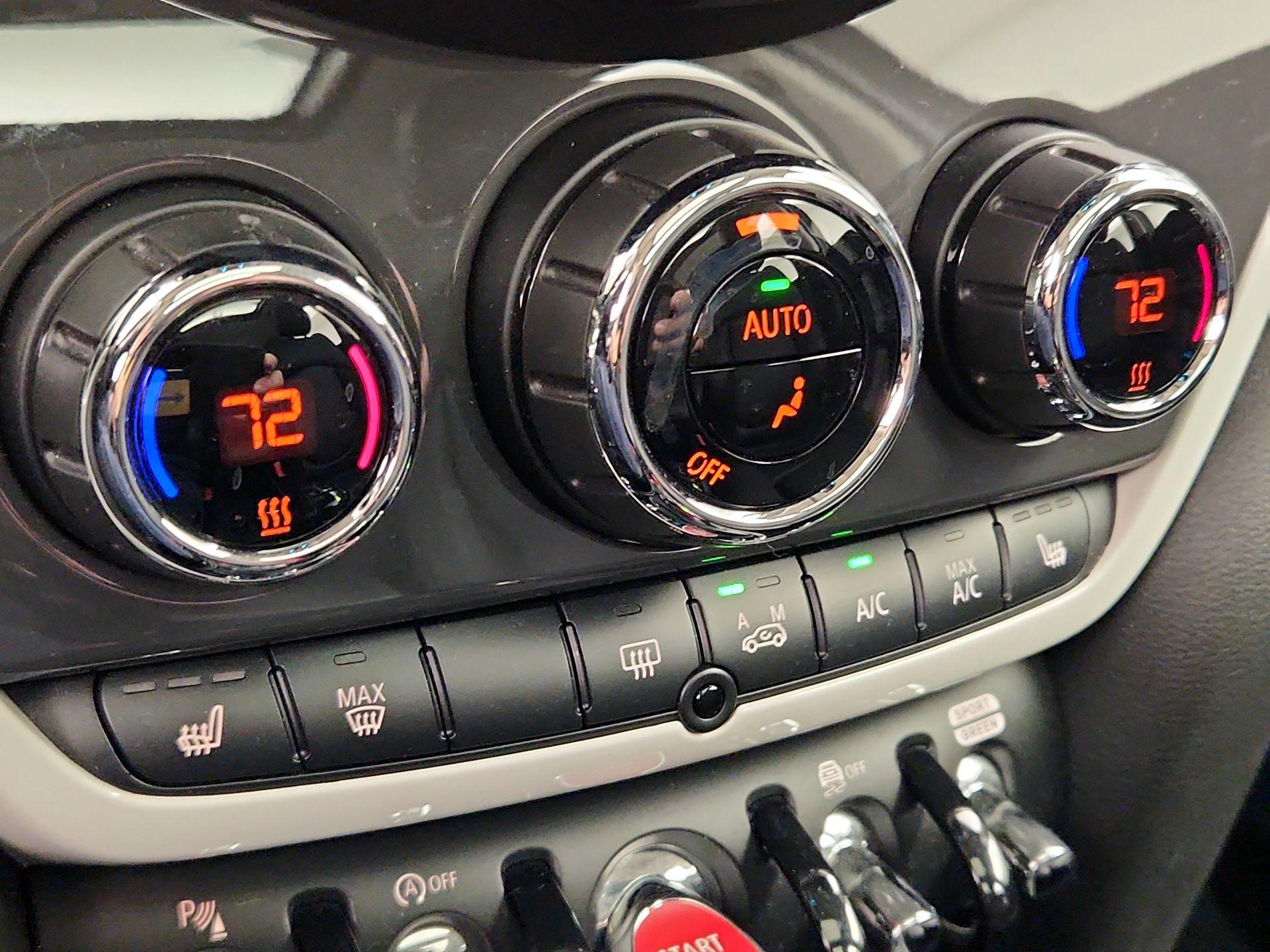 Thumbnail: 2019 MINI Cooper Countryman - 17
