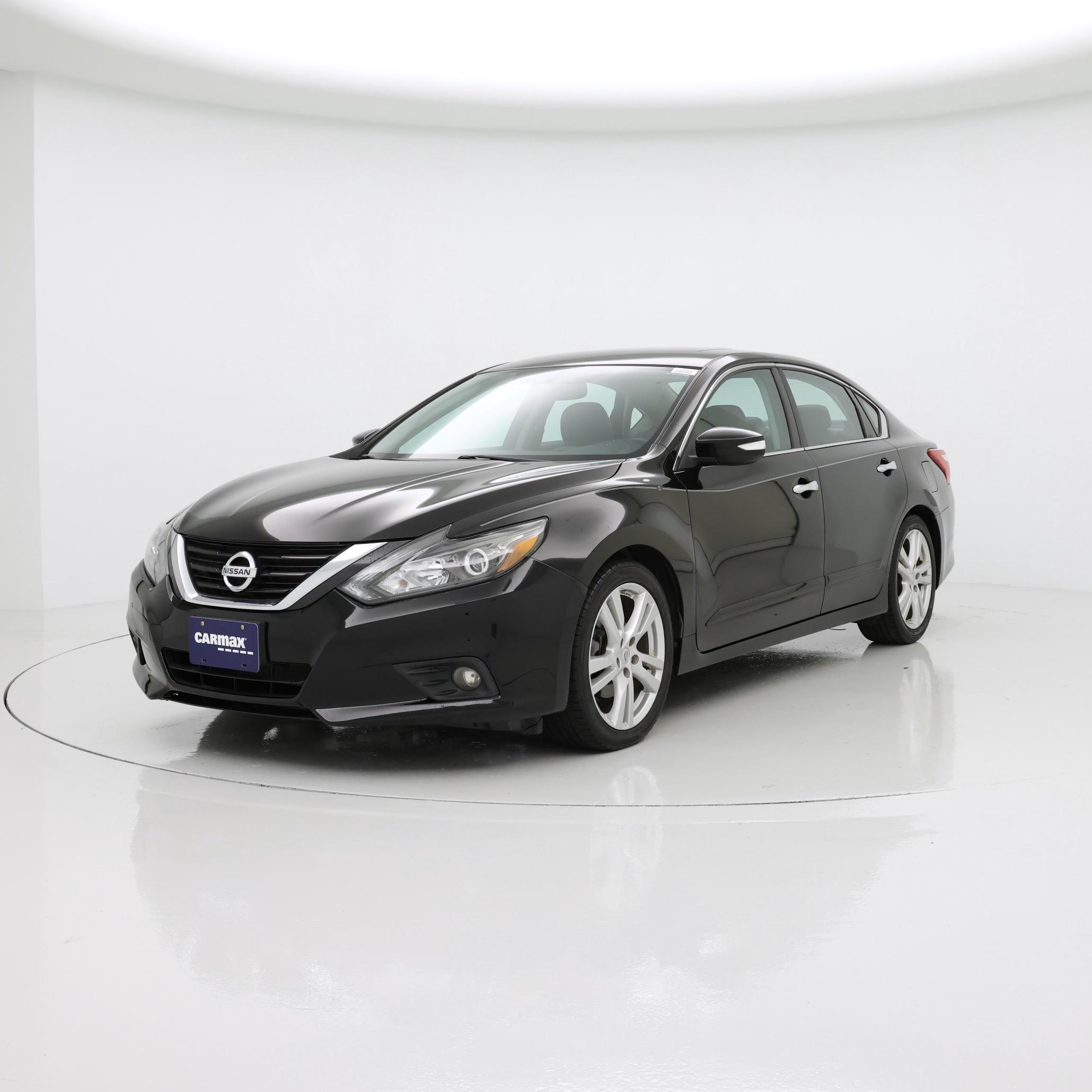 Thumbnail: 2016 Nissan Altima - 4