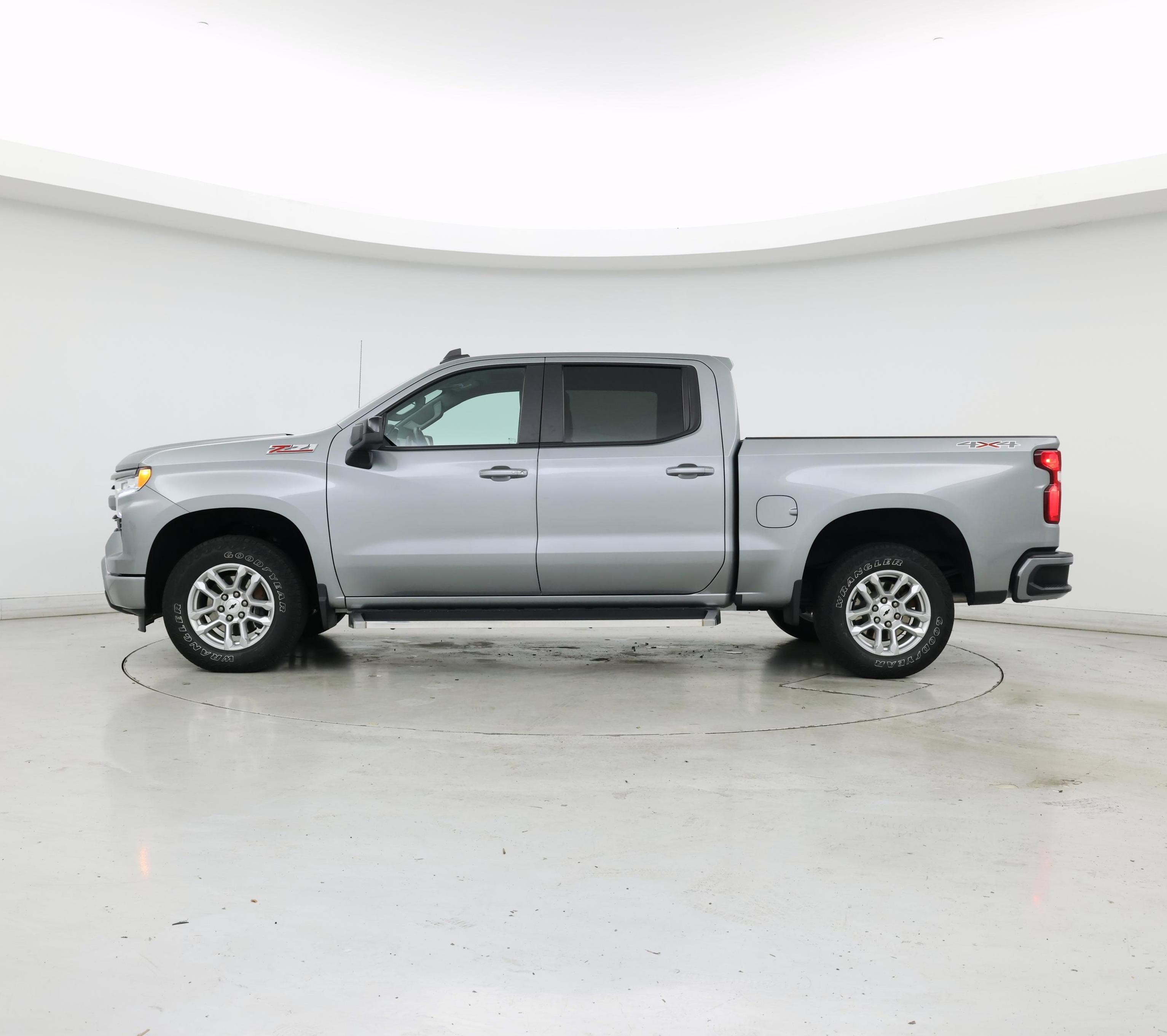 Thumbnail: 2023 Chevrolet Silverado 1500 - 3