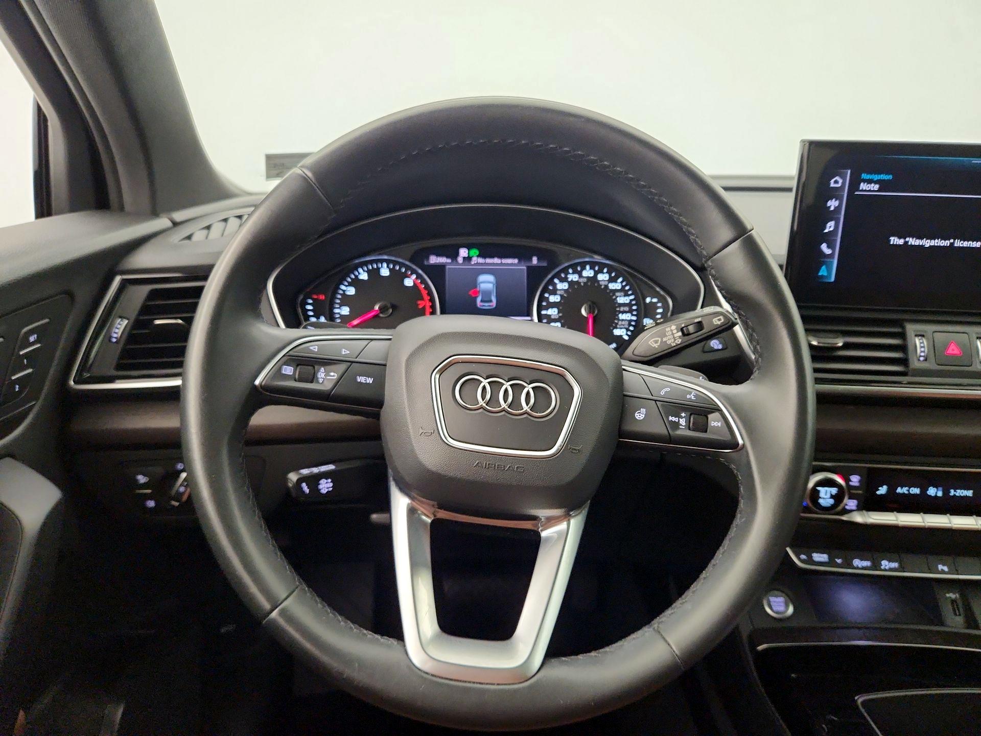 Thumbnail: 2021 Audi Q5 - 10