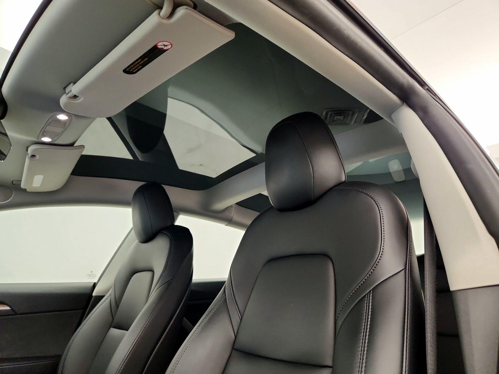 Thumbnail: 2021 Tesla Model 3 - 19