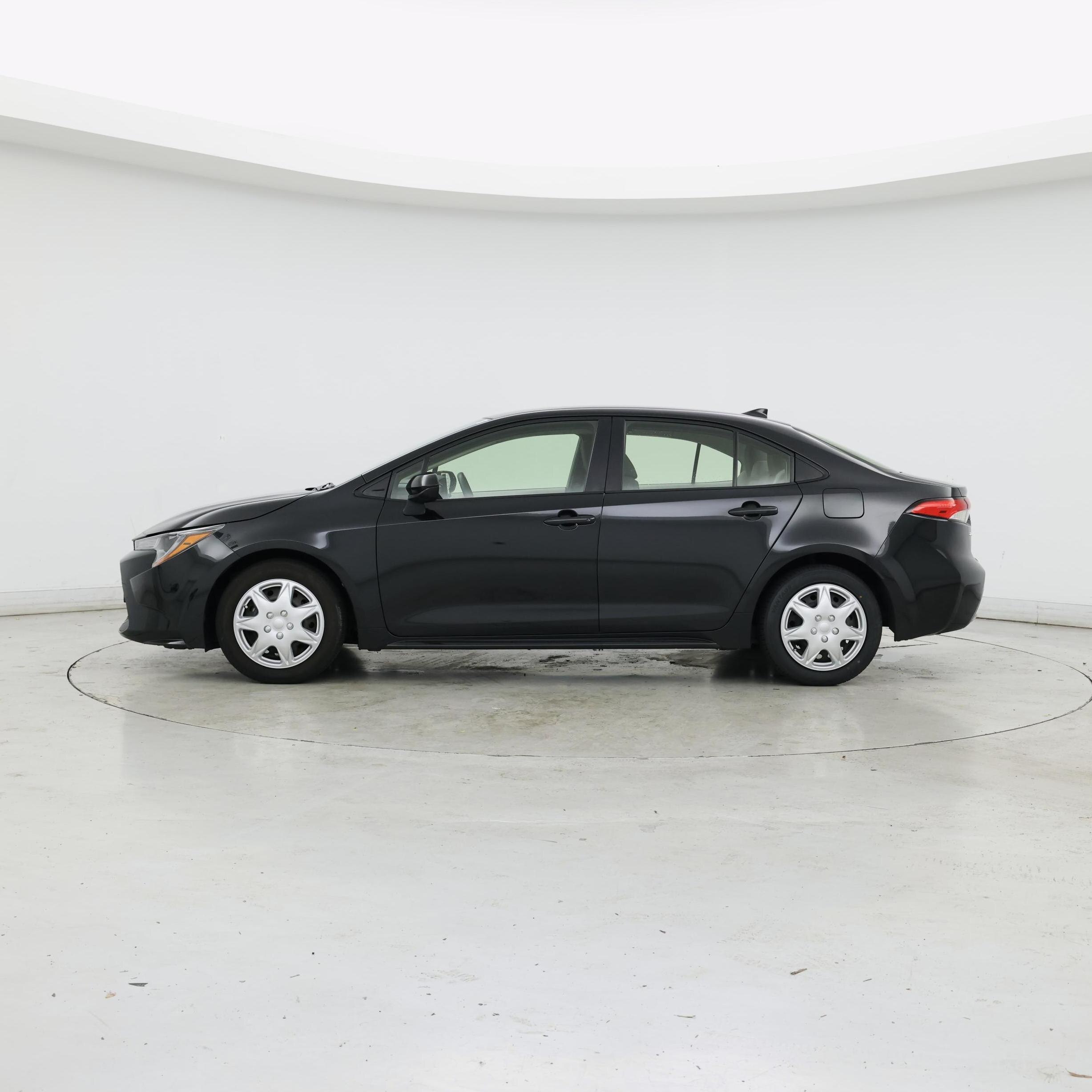 Thumbnail: 2022 Toyota Corolla - 3