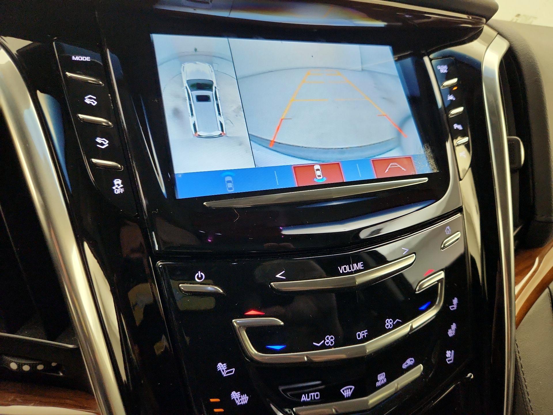 Thumbnail: 2019 Cadillac Escalade - 15