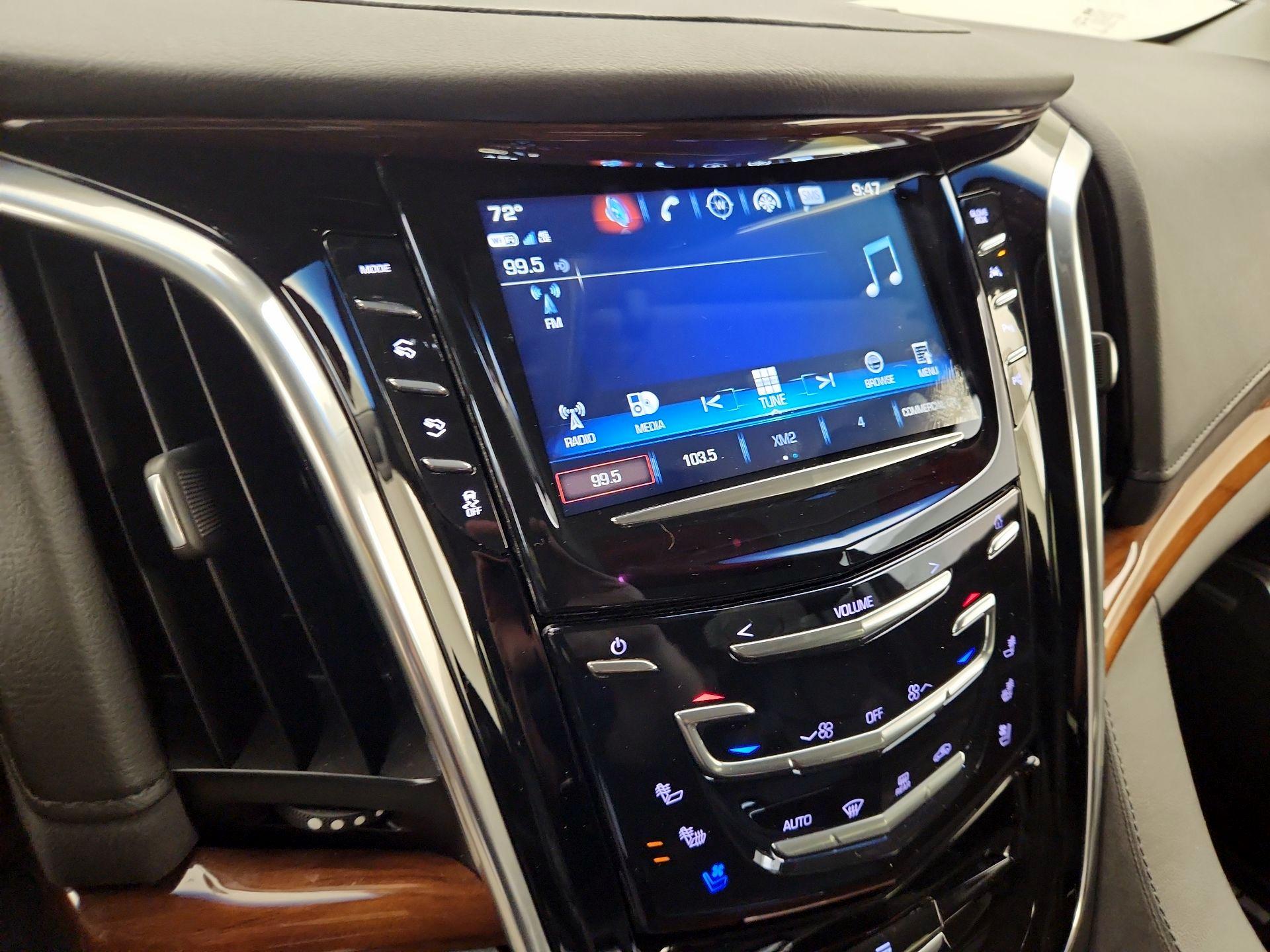 Thumbnail: 2019 Cadillac Escalade - 16