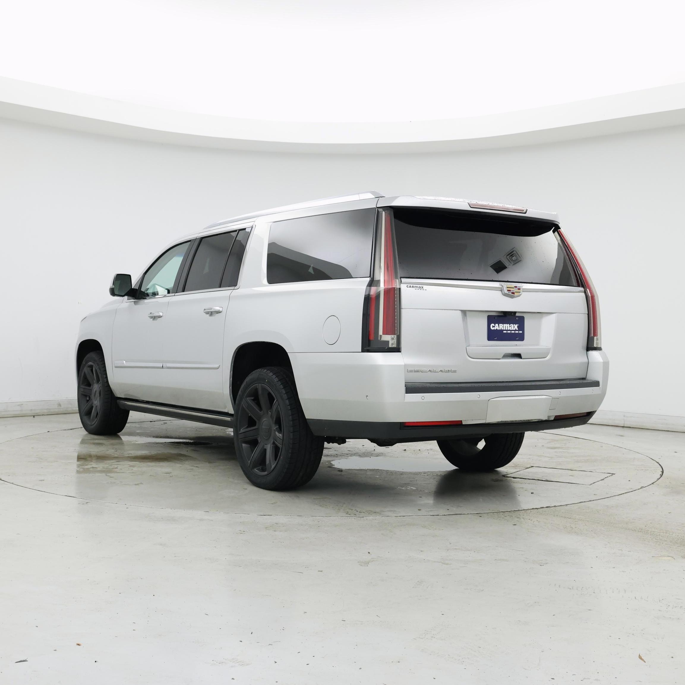 Thumbnail: 2019 Cadillac Escalade - 2