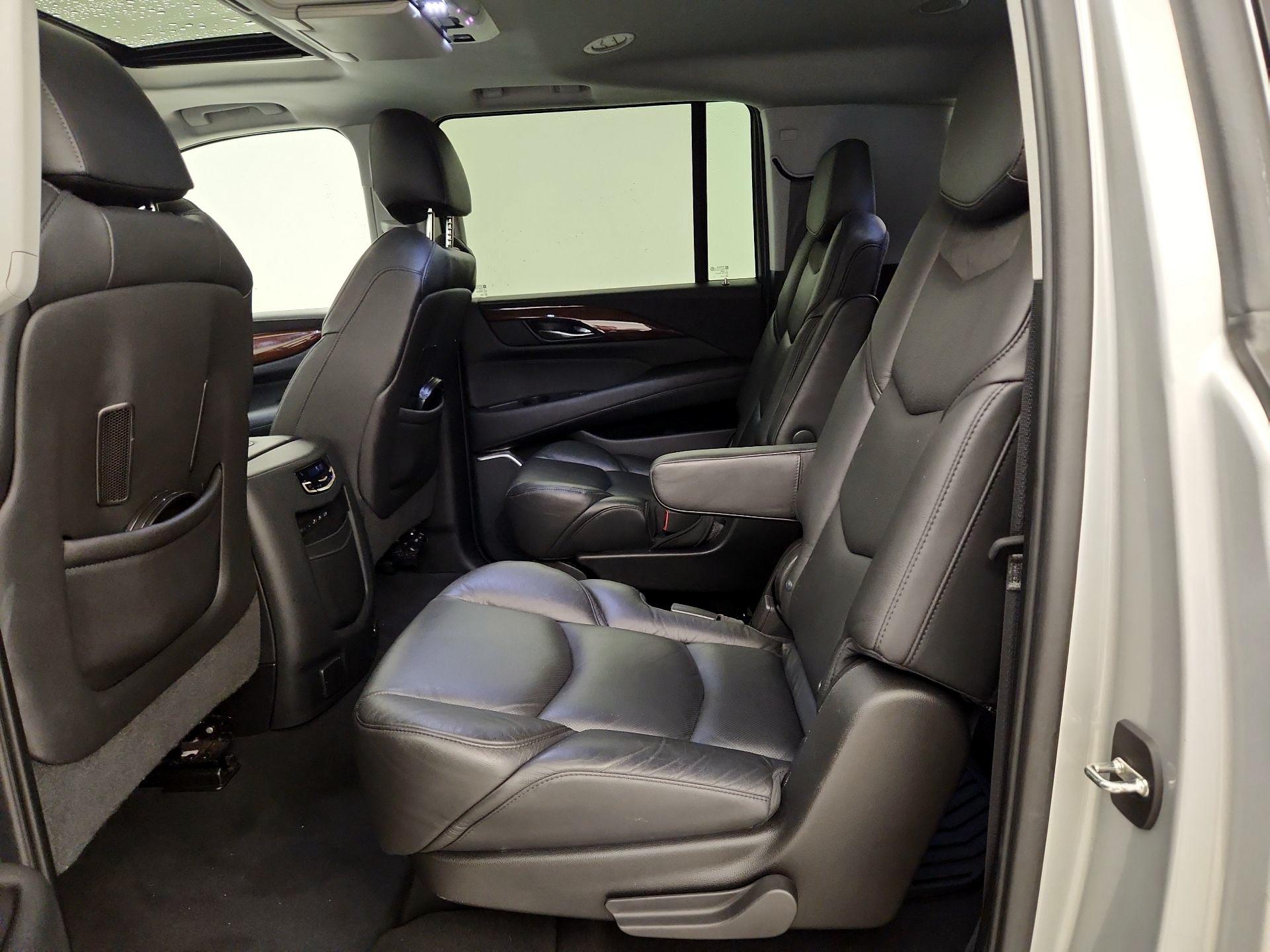 Thumbnail: 2019 Cadillac Escalade - 20