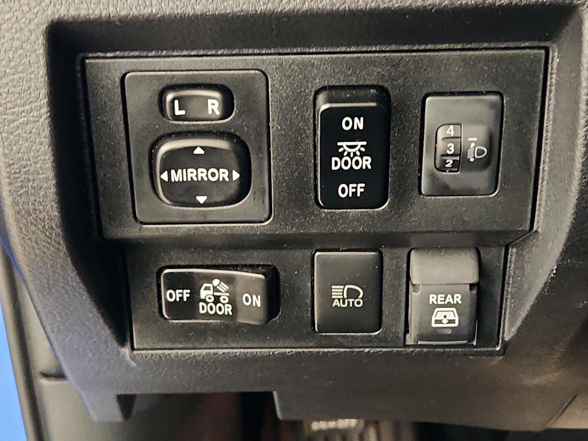 Thumbnail: 2021 Toyota Tundra - 13