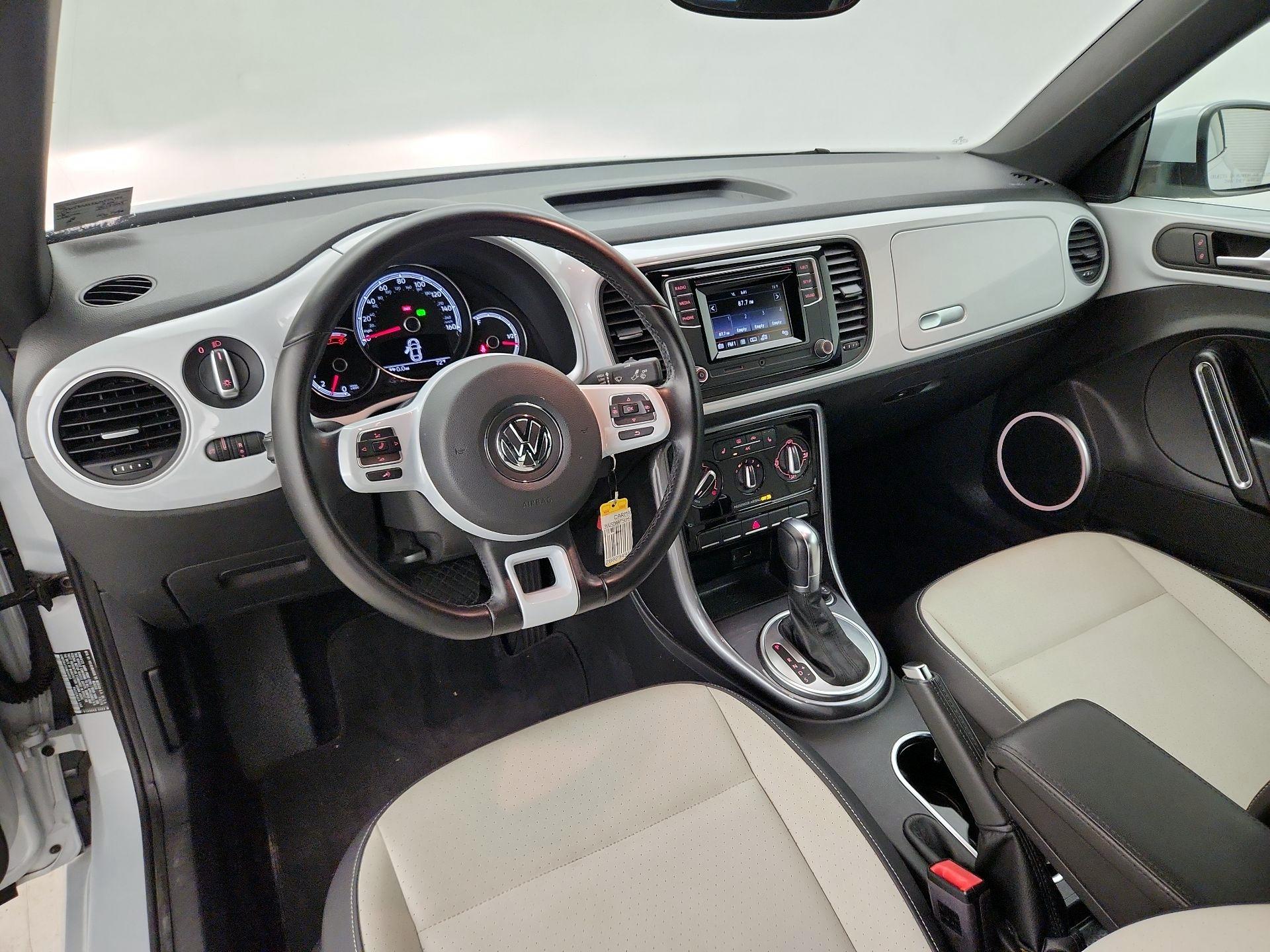 Thumbnail: 2019 Volkswagen Beetle - 9