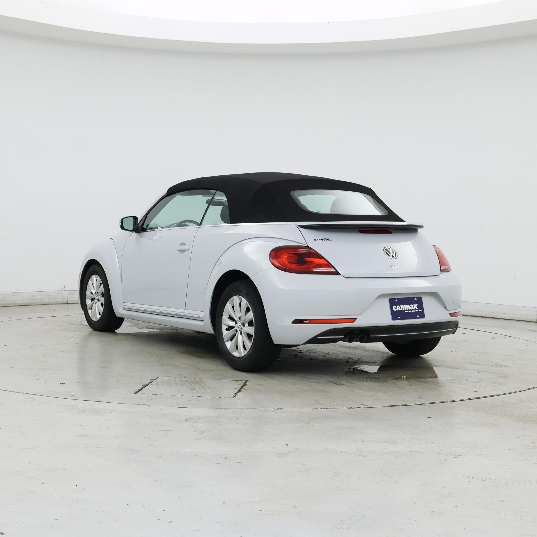 Thumbnail: 2019 Volkswagen Beetle - 2