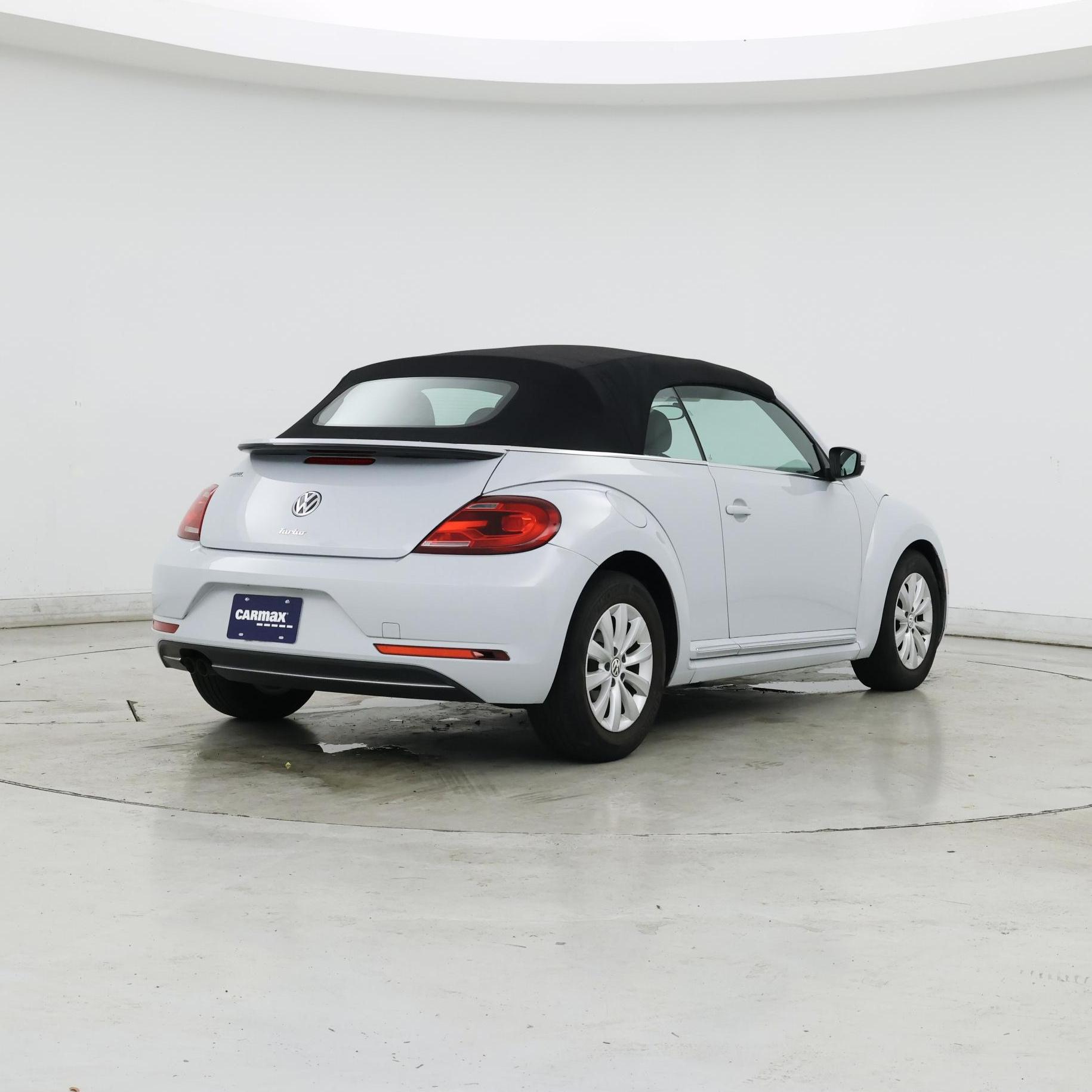 Thumbnail: 2019 Volkswagen Beetle - 8
