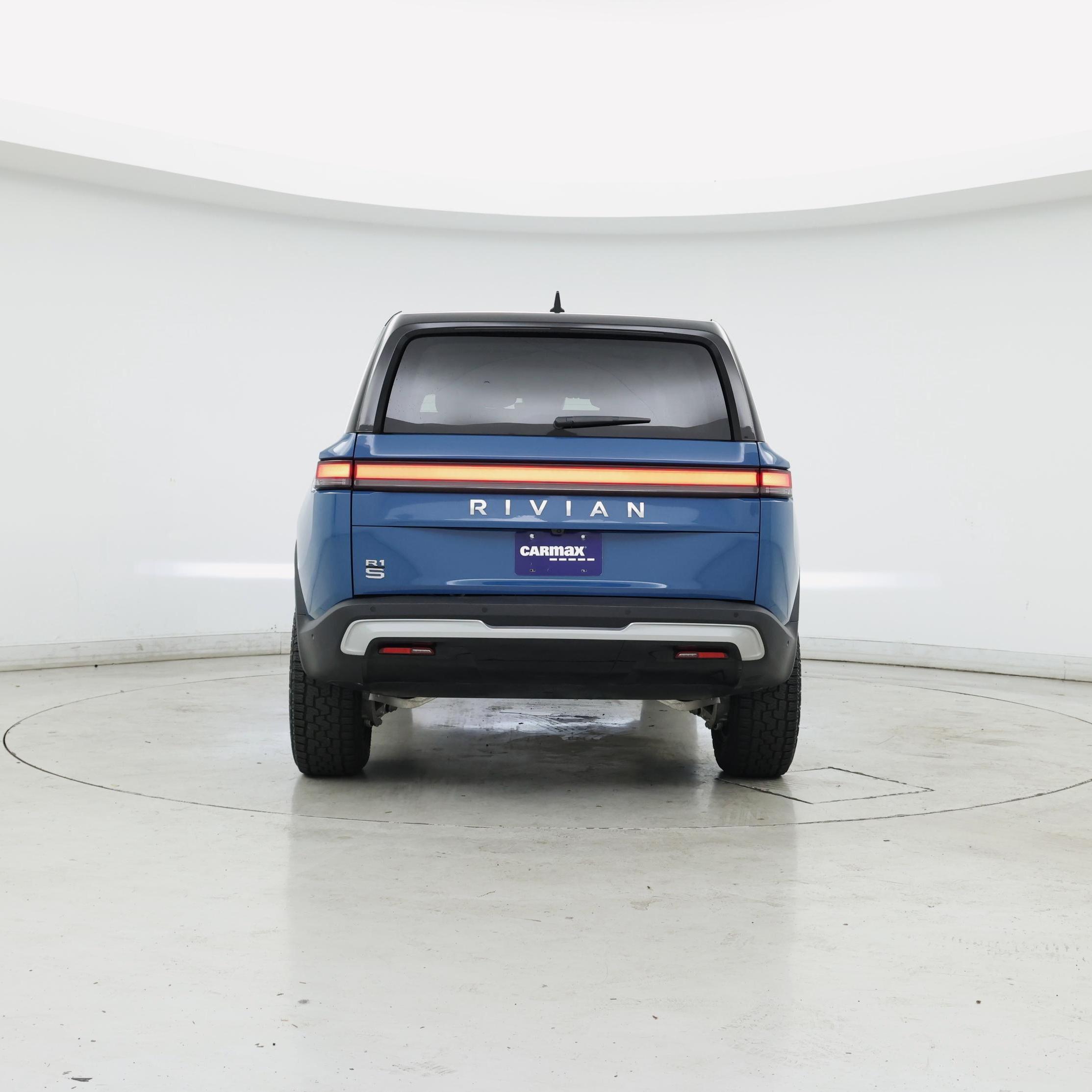 Thumbnail: 2024 Rivian R1S - 6