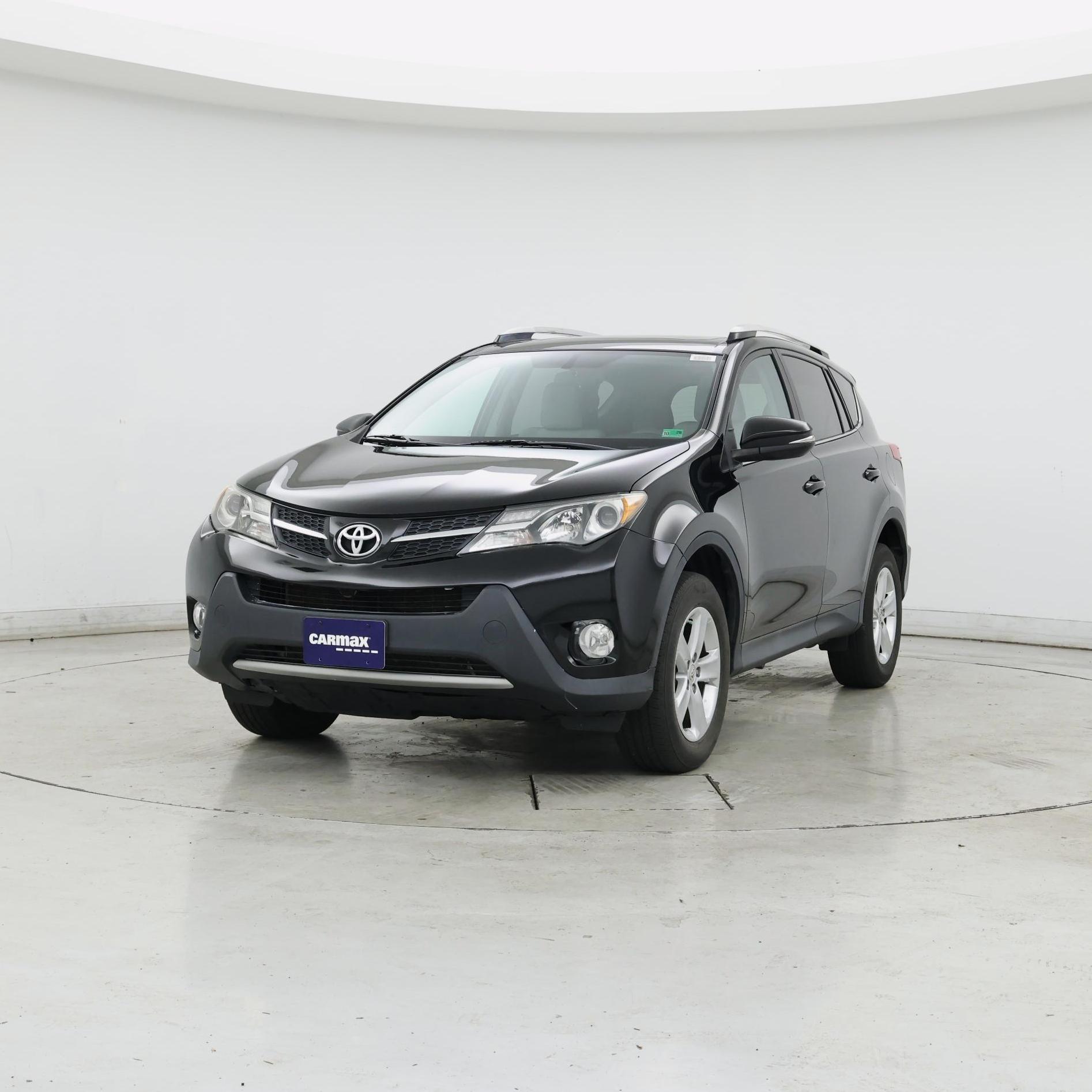 Thumbnail: 2014 Toyota RAV4 - 4